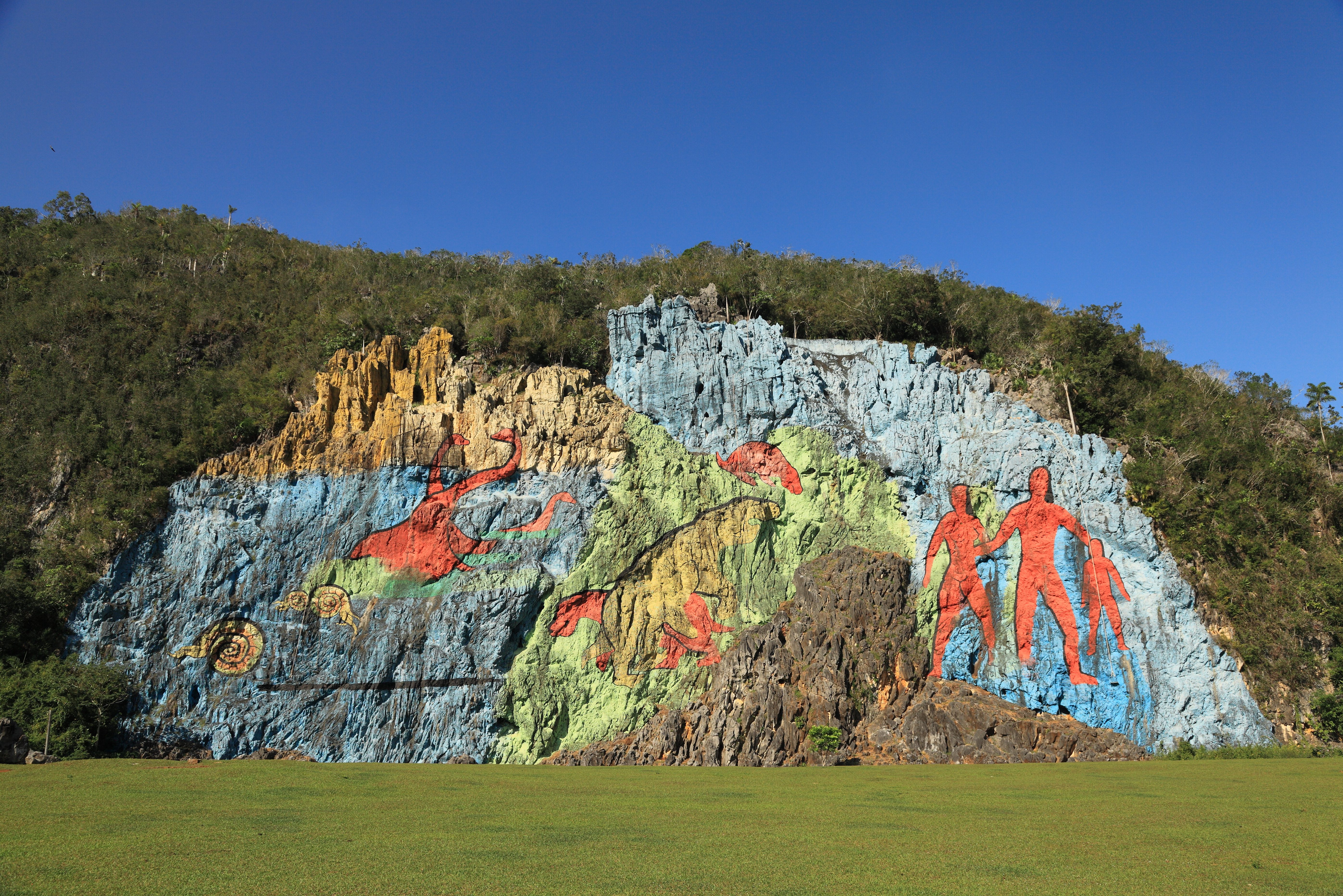 Mural de la Prehistoria in de Vinales Vallei in Cuba