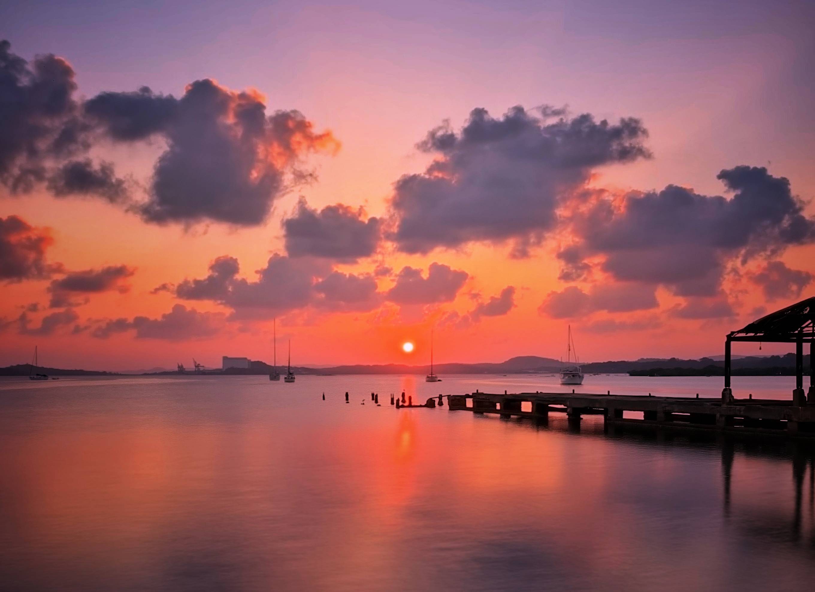 Zonsondergang Trincomalee in Sri Lanka