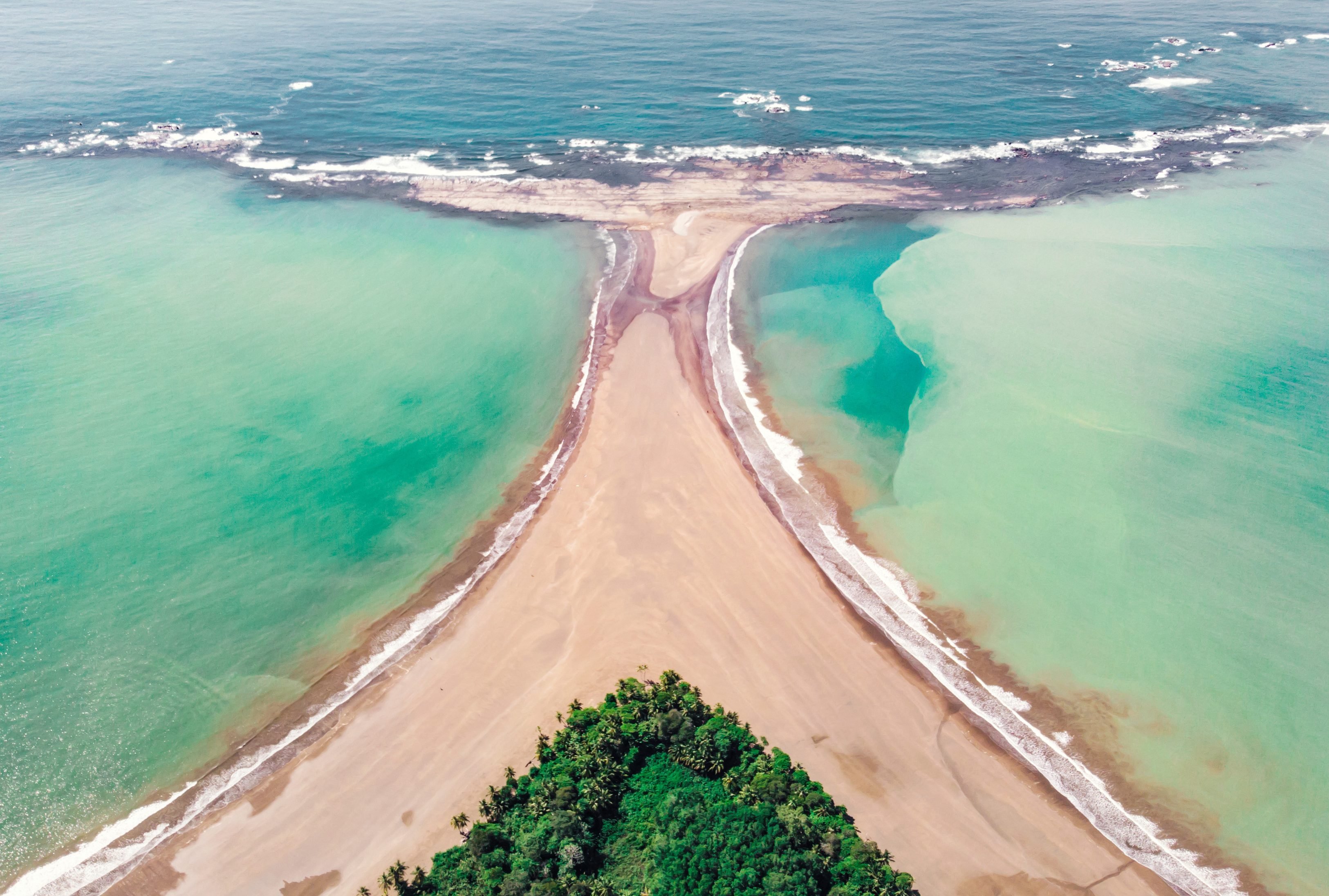 De walvislandtong van Playa Uvita, Costa Rica