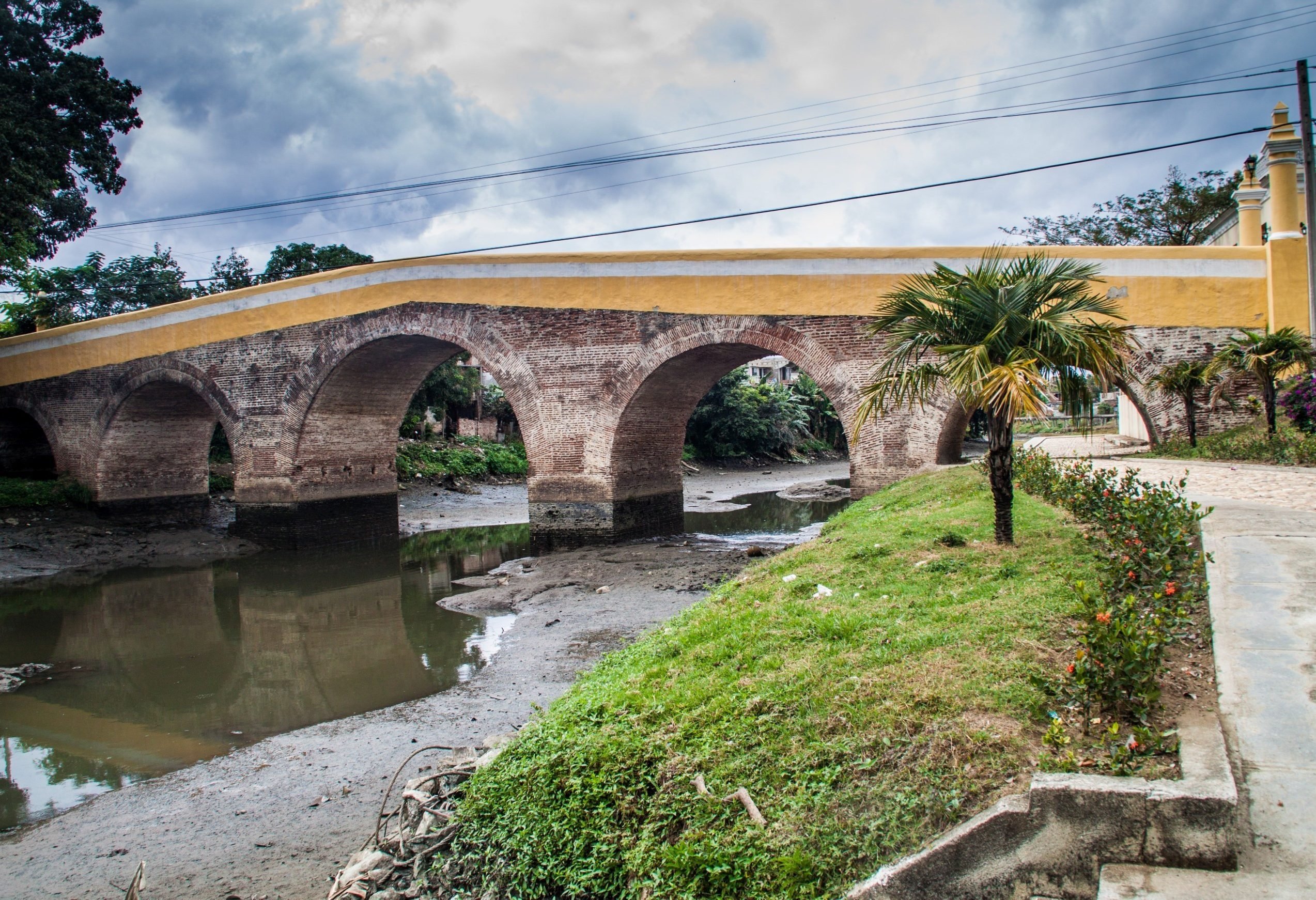 Yayabo brug in Sancti Spiritus in Cuba