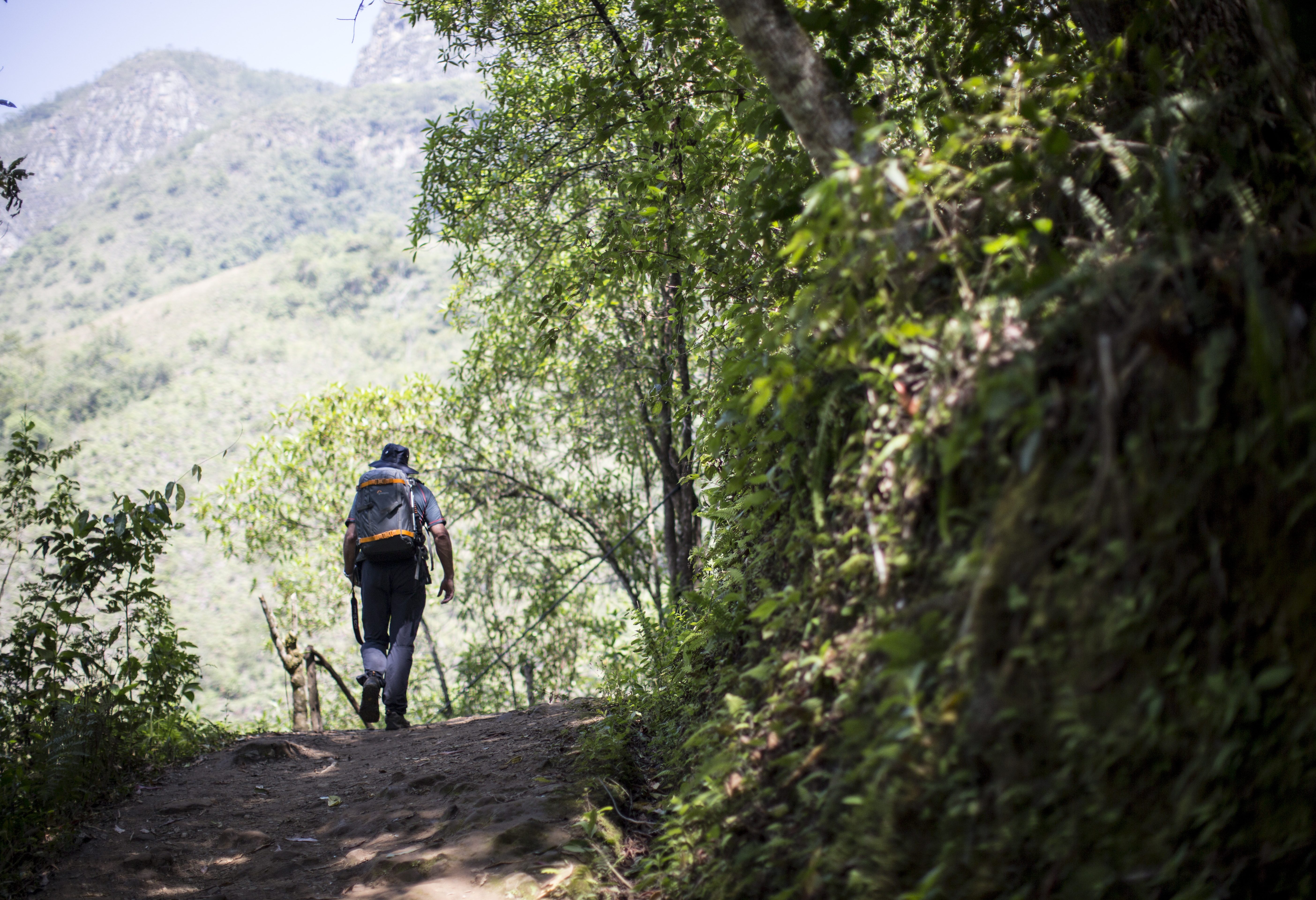 Wandelen naar de Gocta watervallen in het noorden van Peru