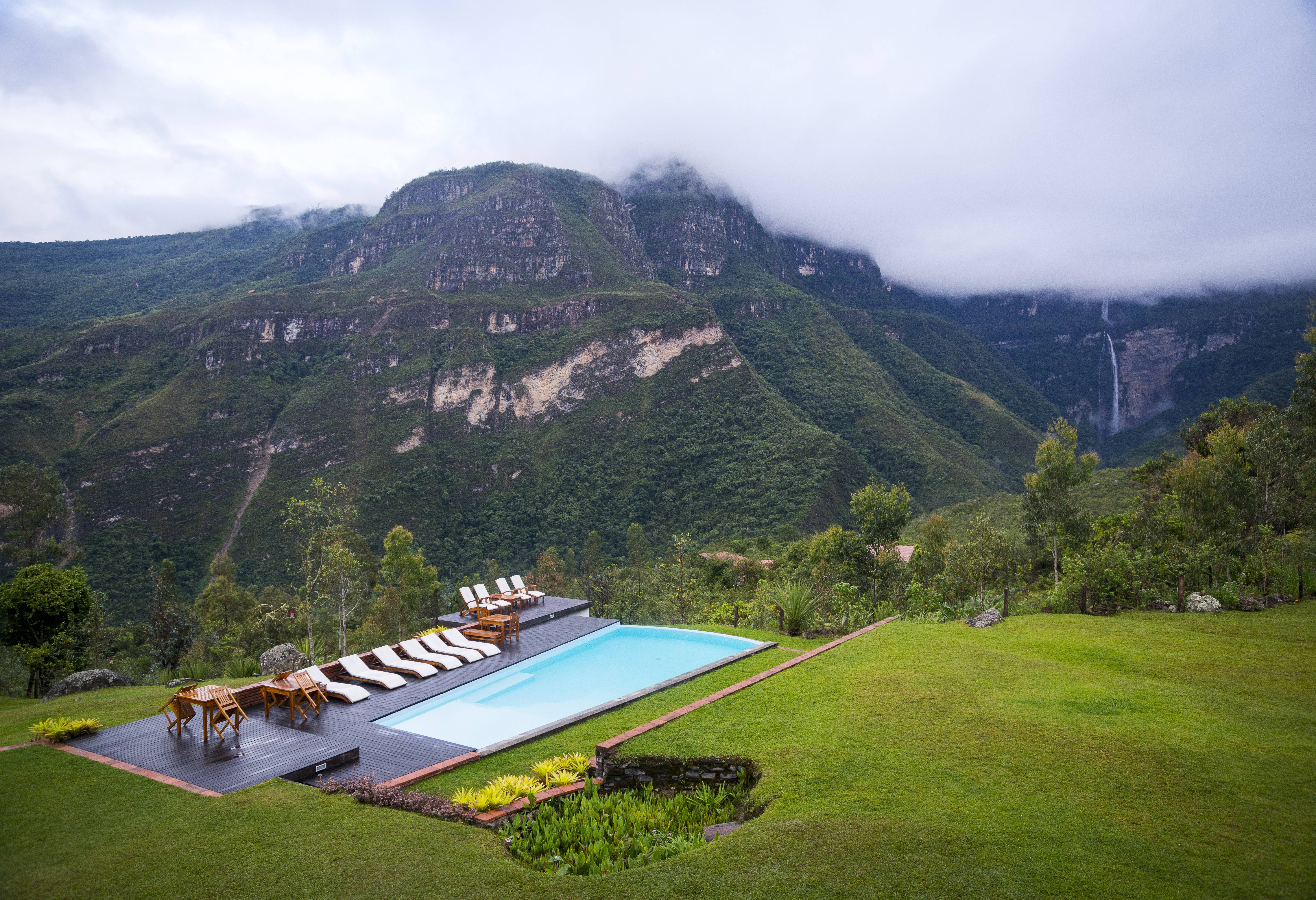 Uitzicht vanaf de Gocta Andes Lodge in het noorden van Peru
