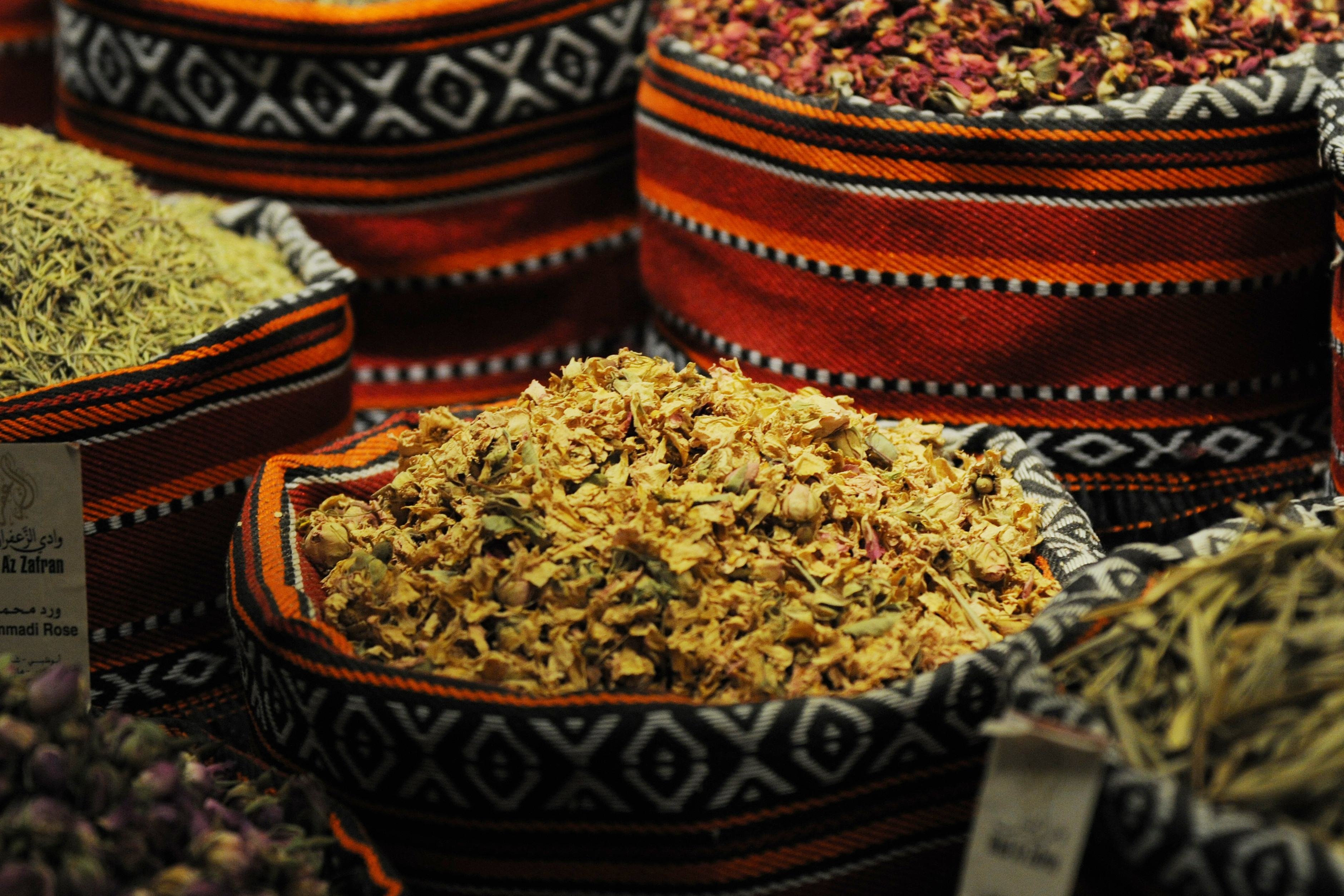 Emiraten-Abu-Dhabi-traditionele-kruiden