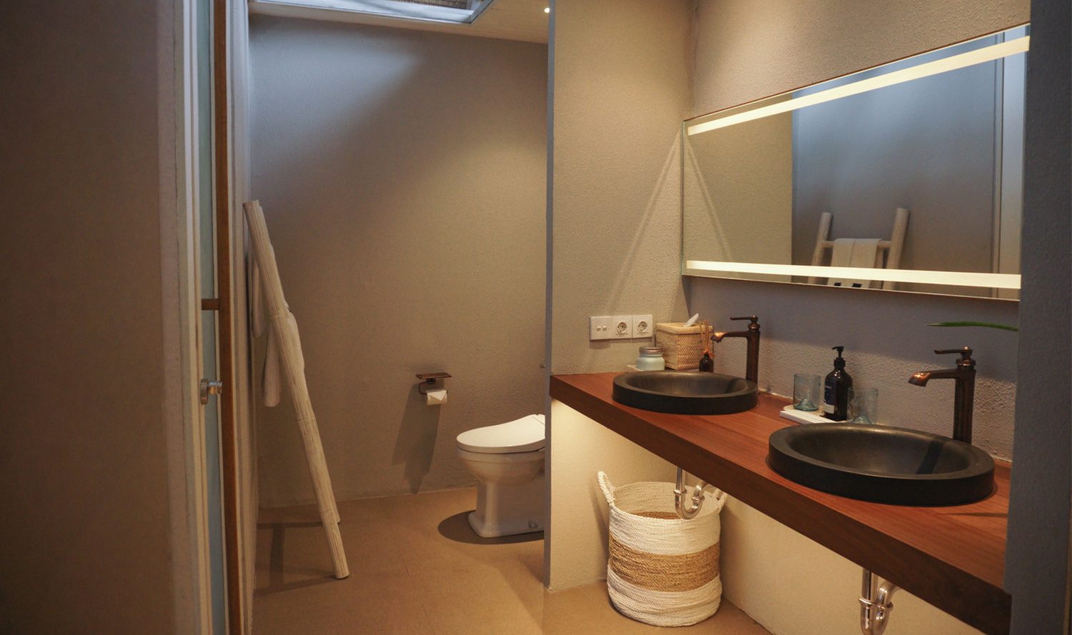 Indonesie-Gili-Trawangan-Lumi-Hotel-Deluxe-Cottage-badkamer