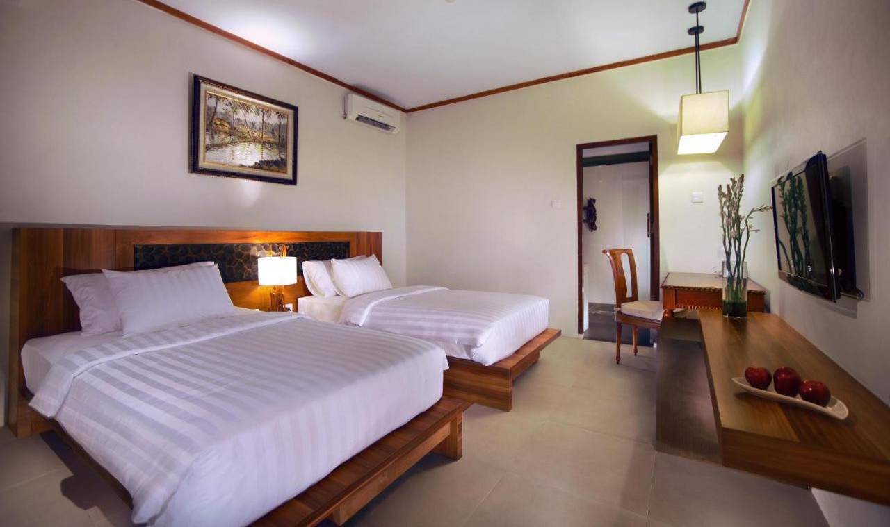 Indonesie-Lombok-Gili-Trawangan-Aston-Sunset-Beach-Resort-deluxe-poolview-twin-kamer