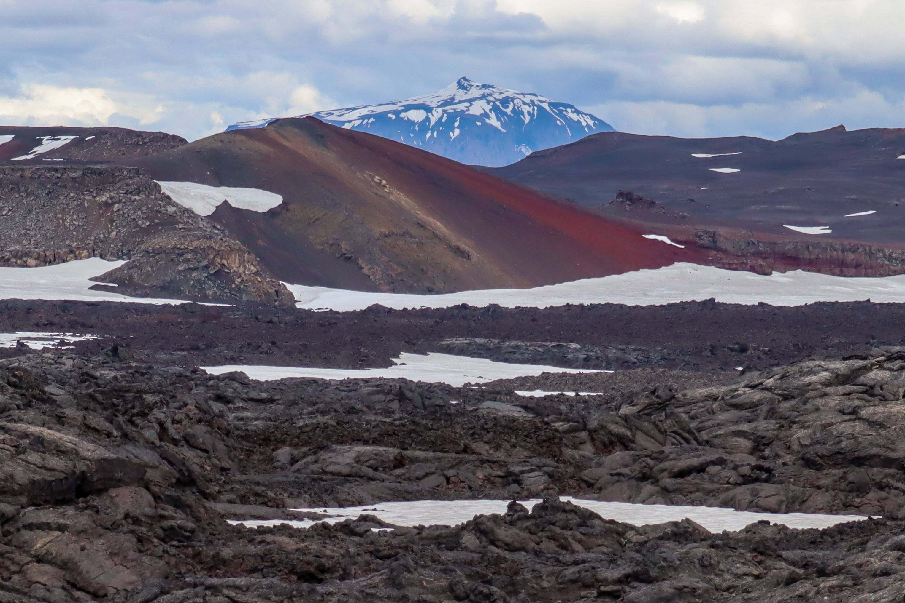IJsland-Askja-Viti-binnenland-lava-veld