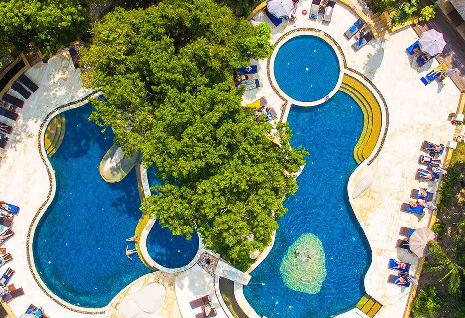 Zwembad van Sensi Paradise Resort op Koh Tao in Thailand