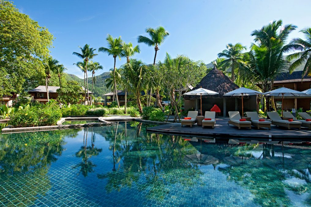 Zwembad van Constance Ephelia op Mahe op de Seychellen