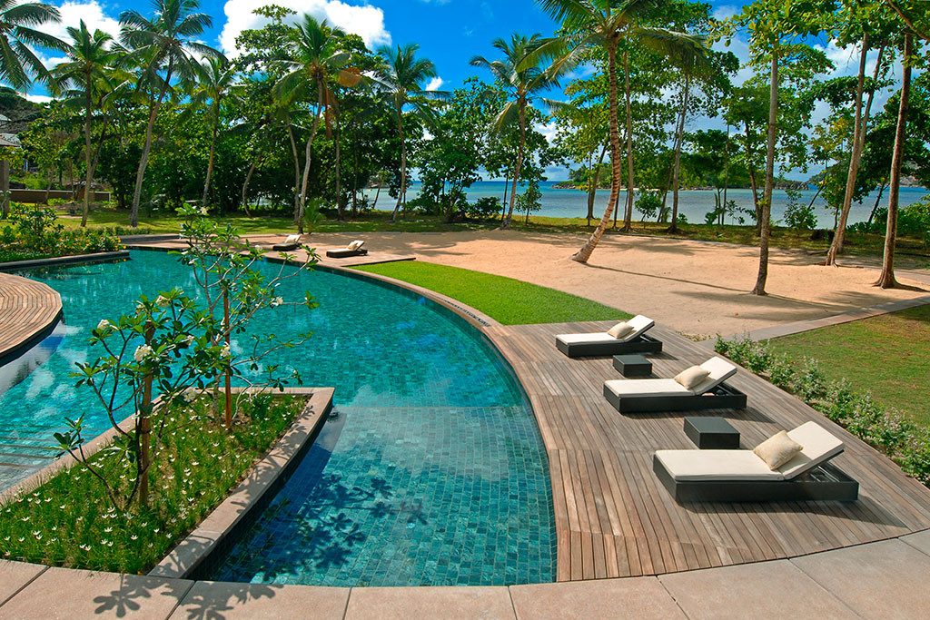 Zwembad van Constance Ephelia op Mahe op de Seychellen