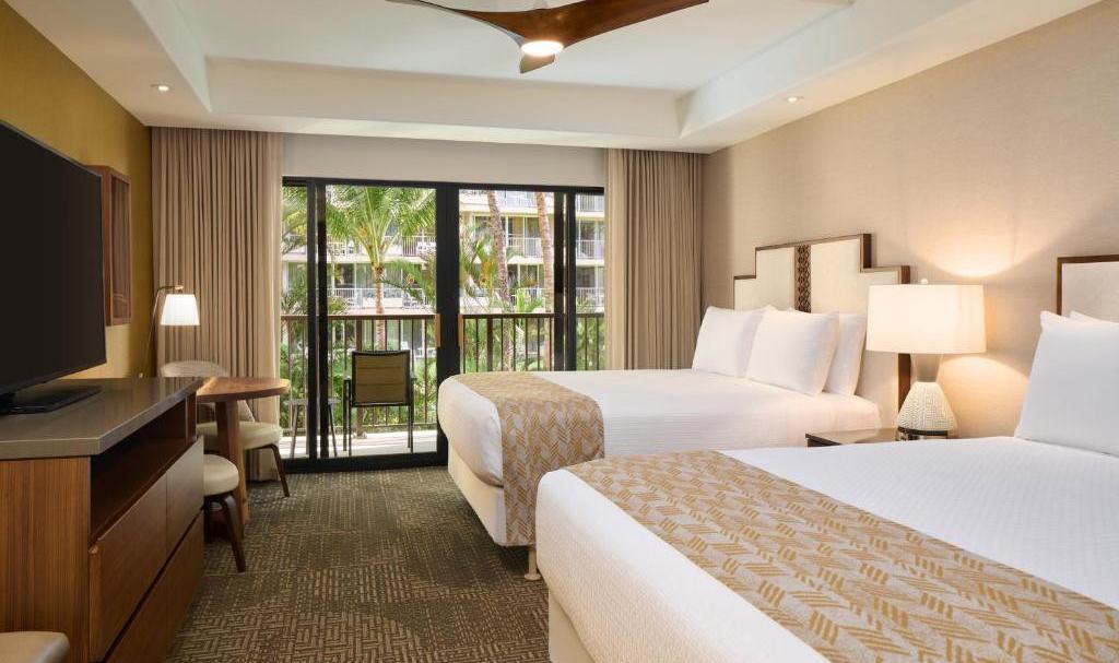 Amerika-Hawaii-Maui-kaanapalibeachhotel-premium-room-garden-view-two-queen-bed