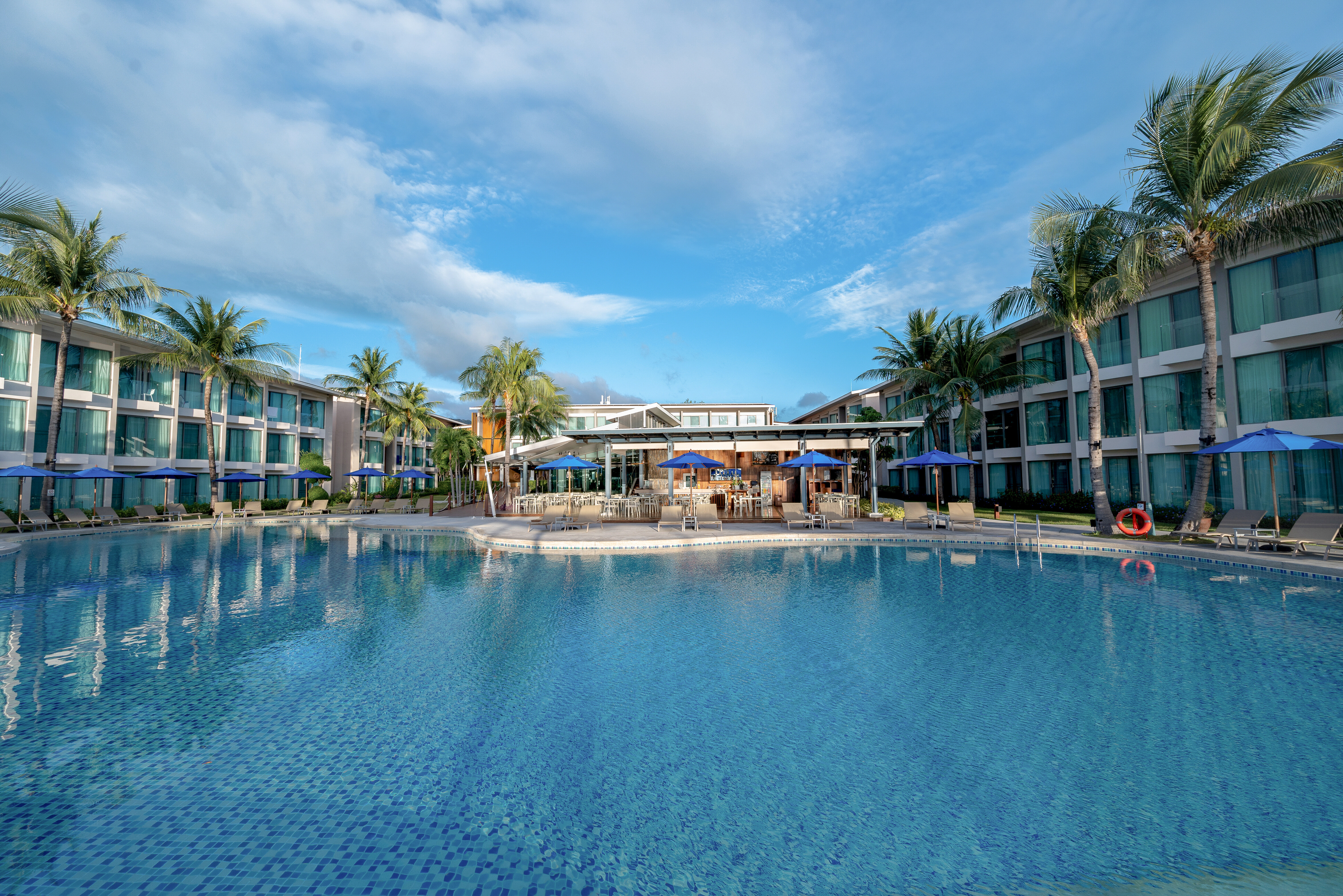 Thailand Koh Samui OZO Chaweng Samui Resort Pool