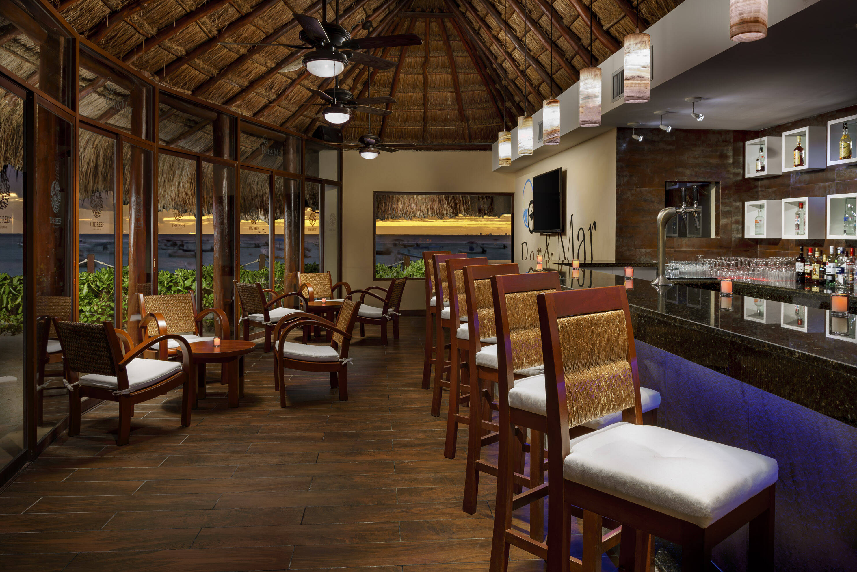 Mexico Yucatan Playa del Carmer The Reef Coco Beach Bar