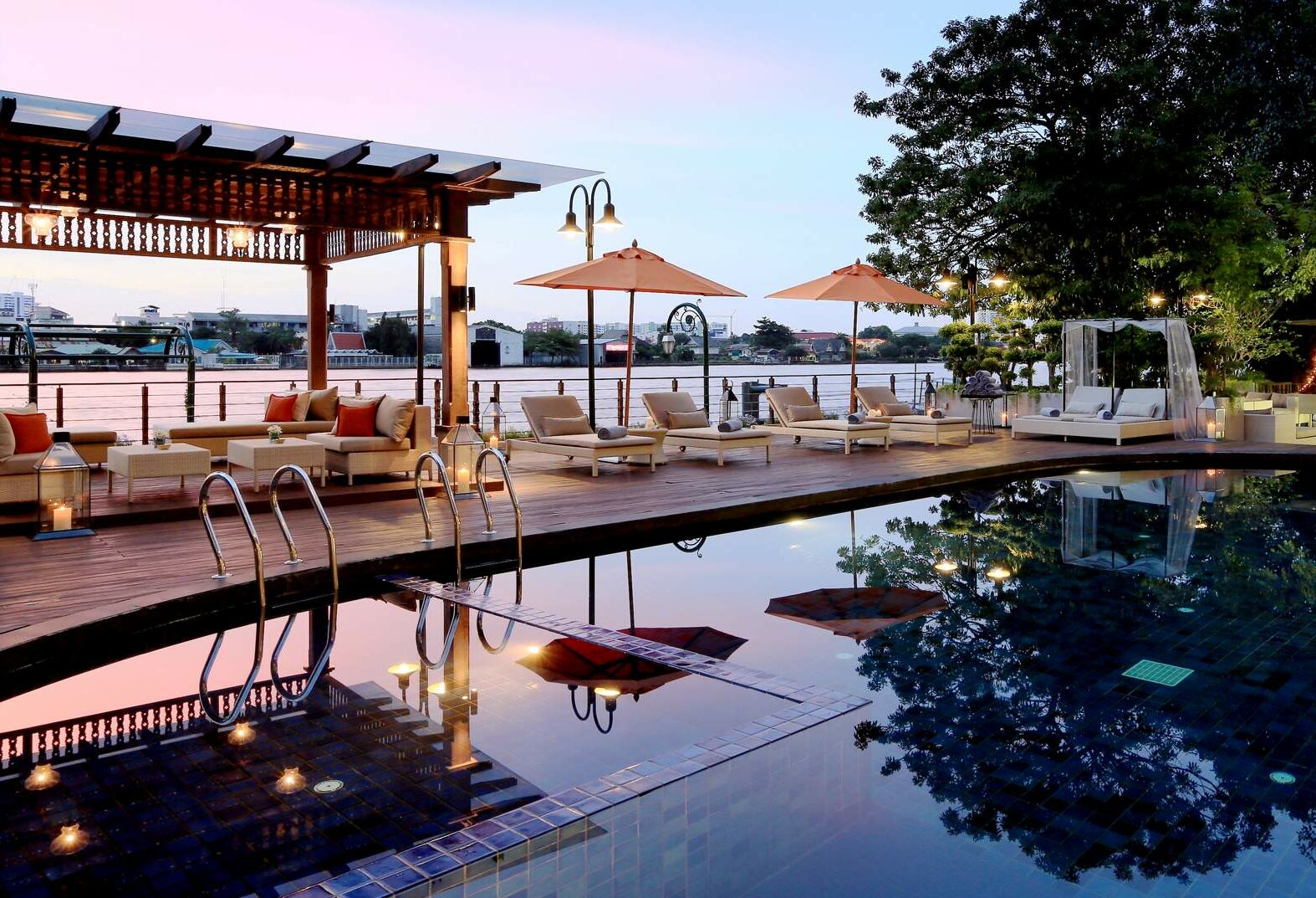 Riva Surya Hotel Bangkok