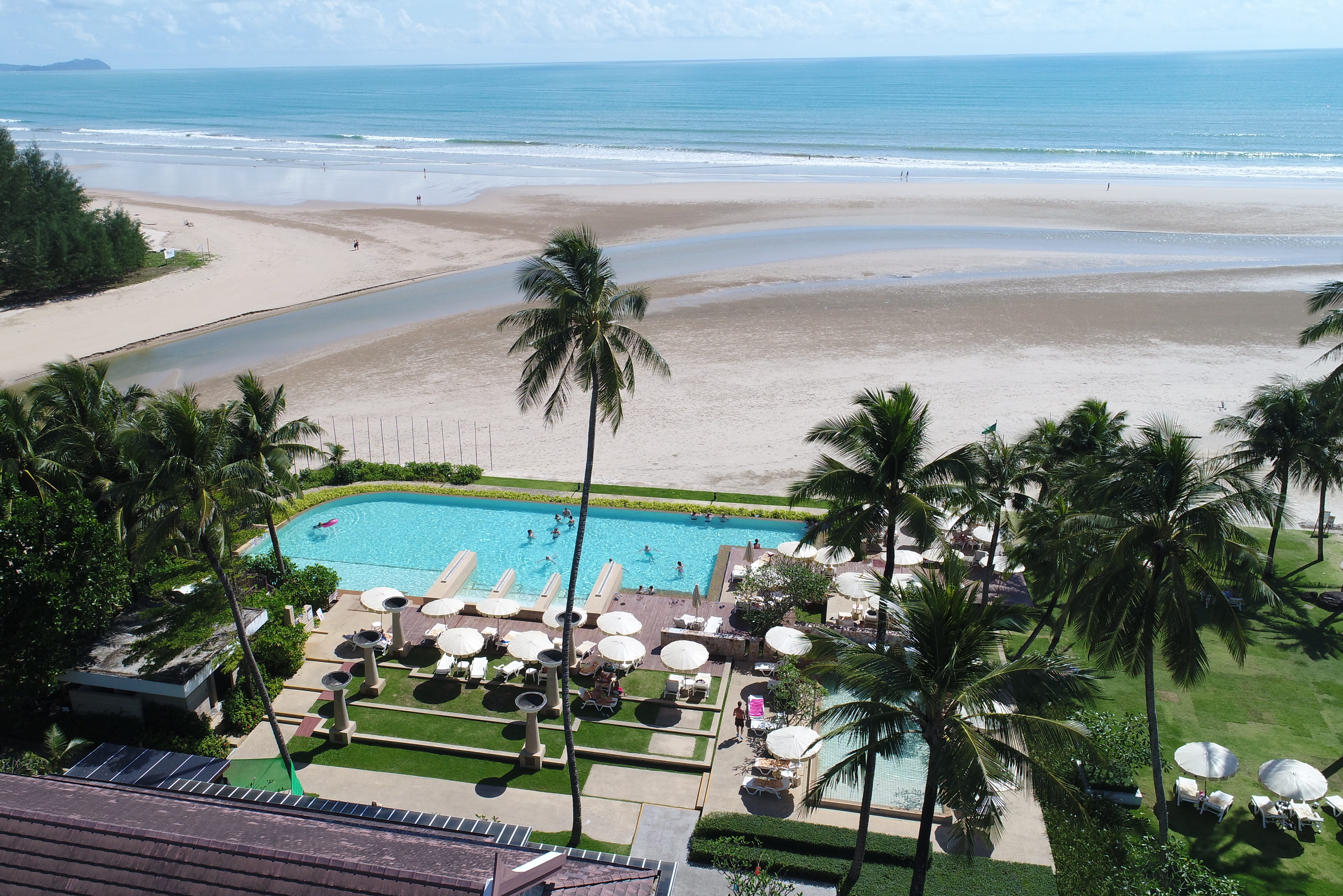 Thailand Khao Lak Apsara Beachfront Resort Strand