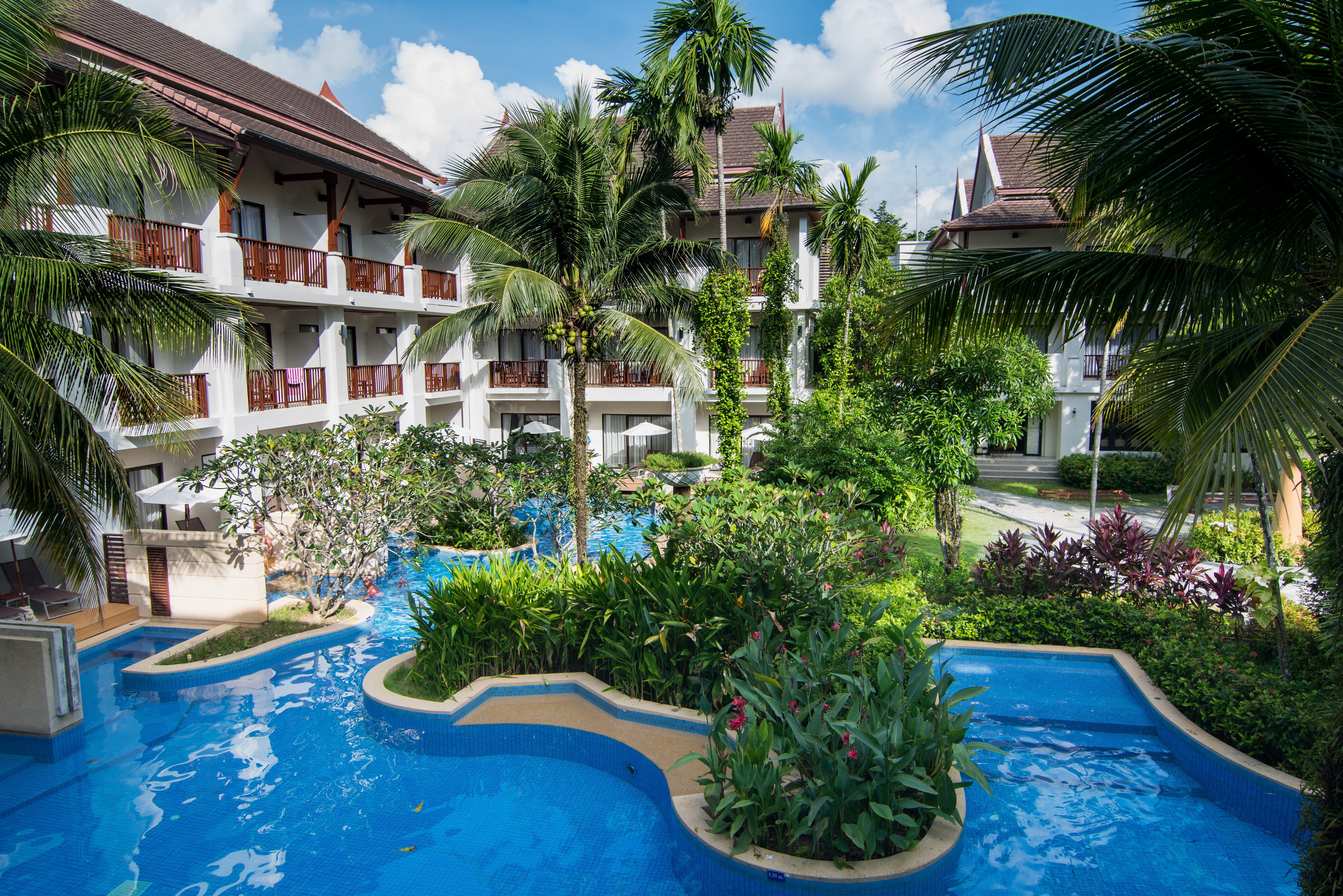 Thailand Khao Lak Apsara Beachfront Resort Zwembad