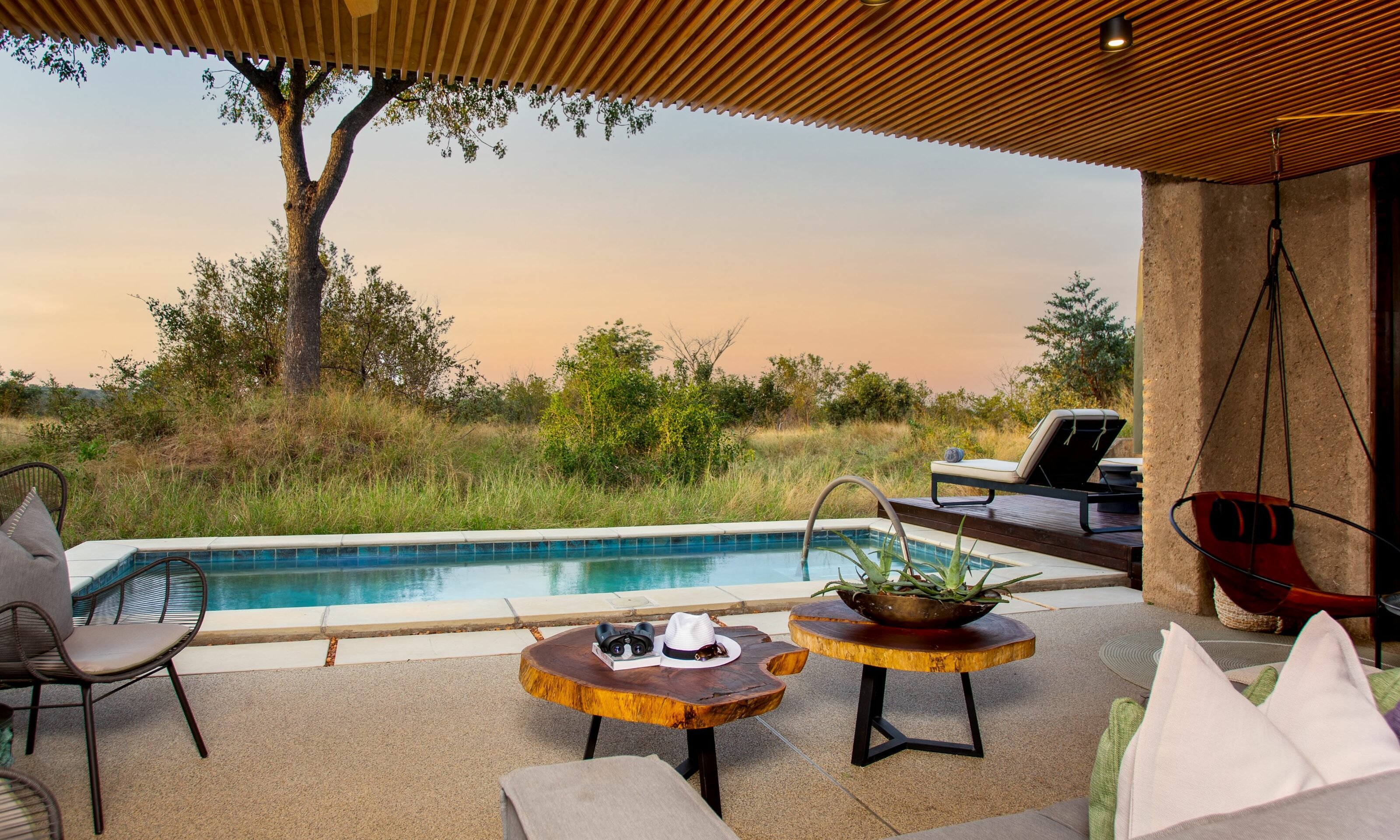 Sabi Sabi Earth Lodge