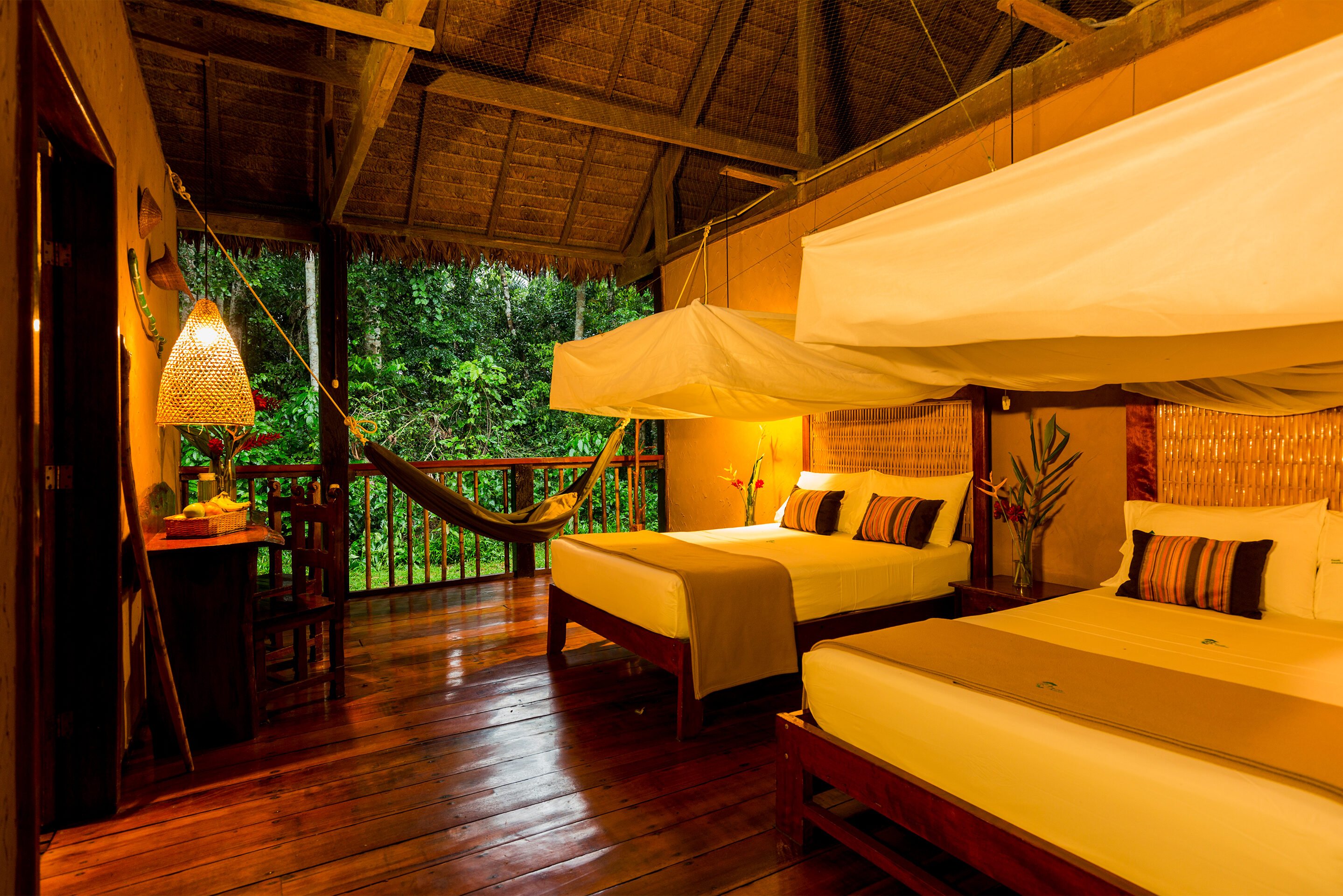 Comfort kamer in het Posada Amazonas in het Amazone regenwoud in Peru