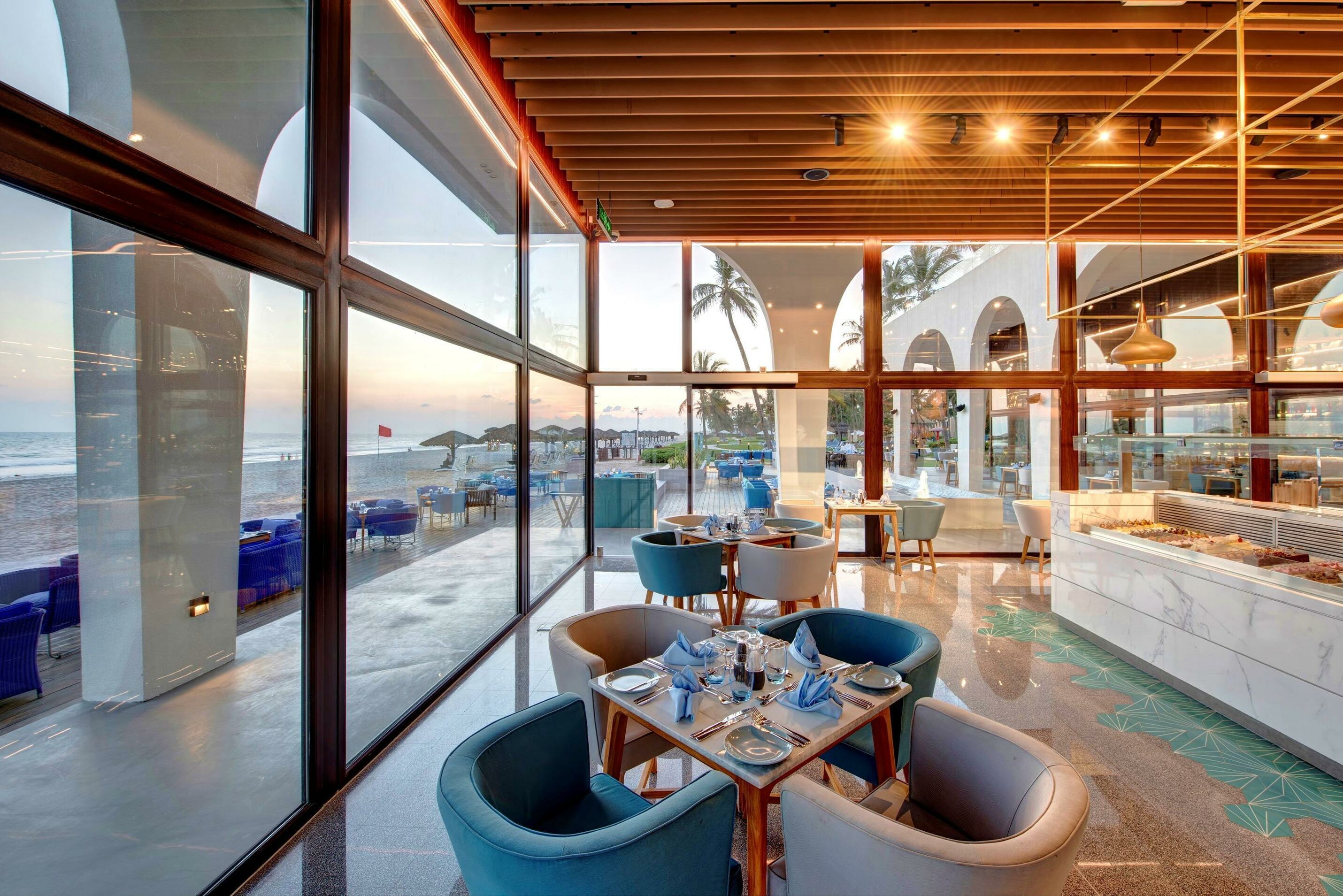 Oman Salalah Crowne Plaza Resort Beach House