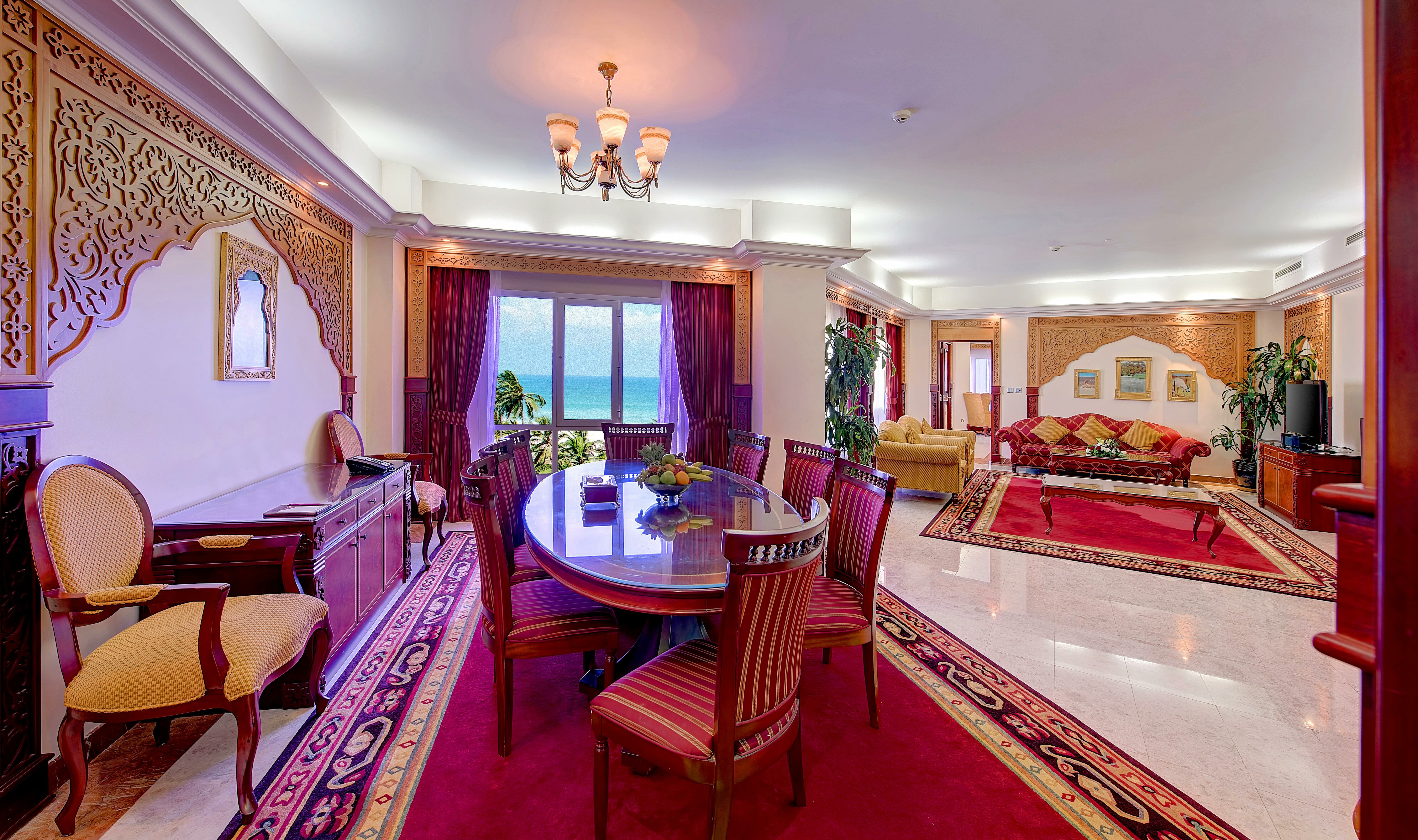 Oman Salalah Crowne Plaza Resort Royal Suite
