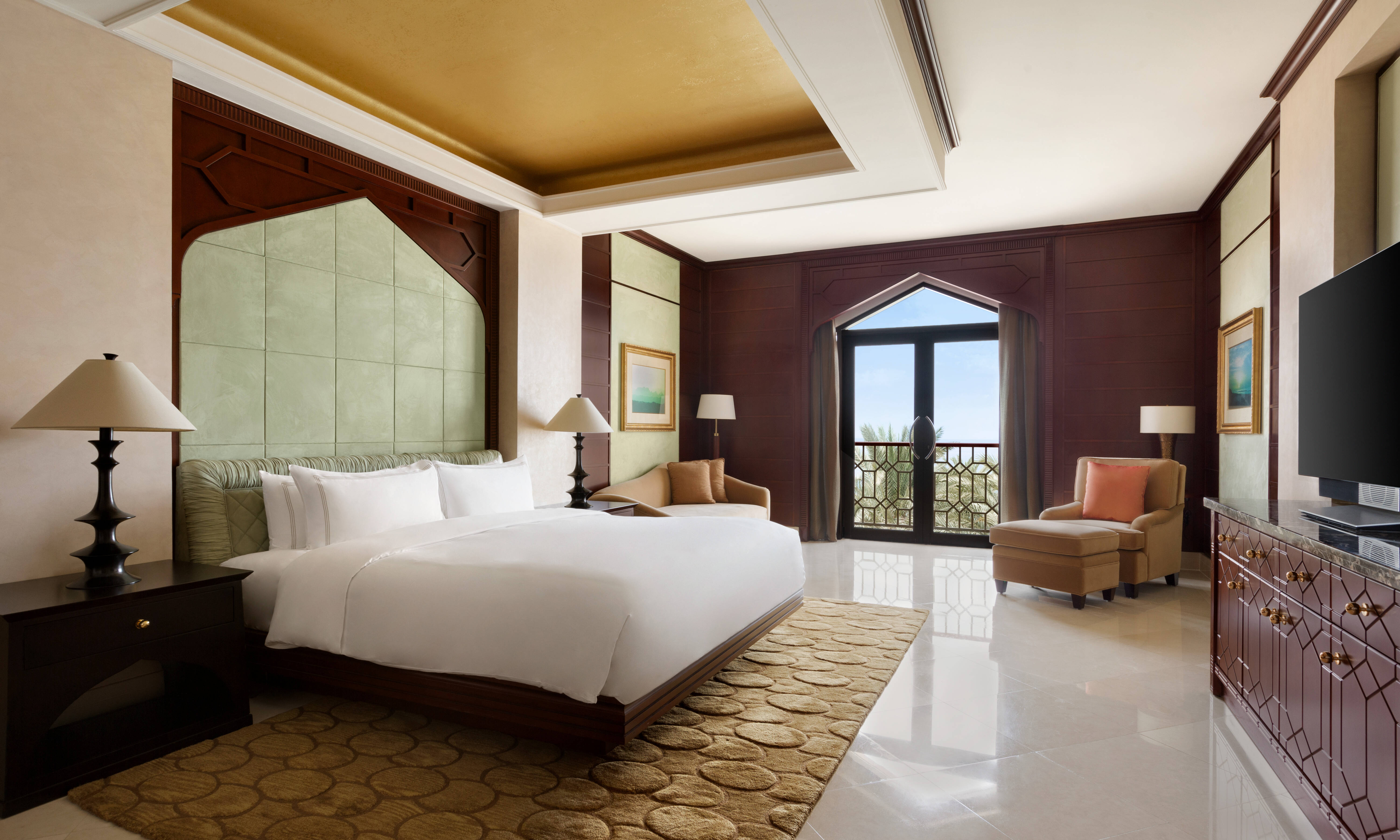 Shangri-La Al Husn Resort & Spa