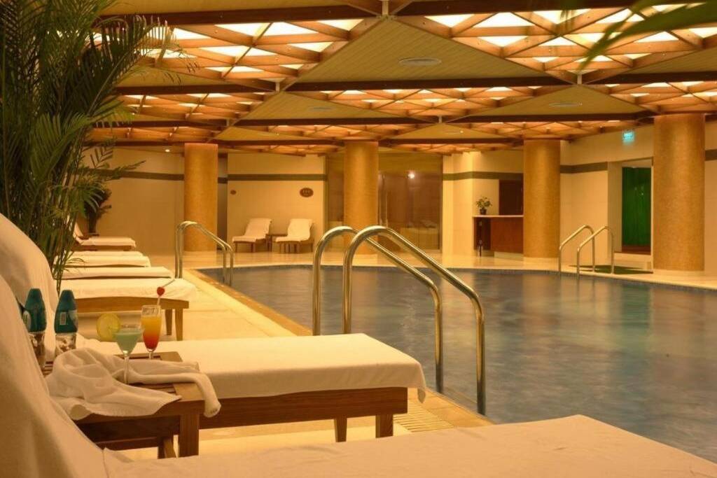China Beijing Capital Hotel Zwembad