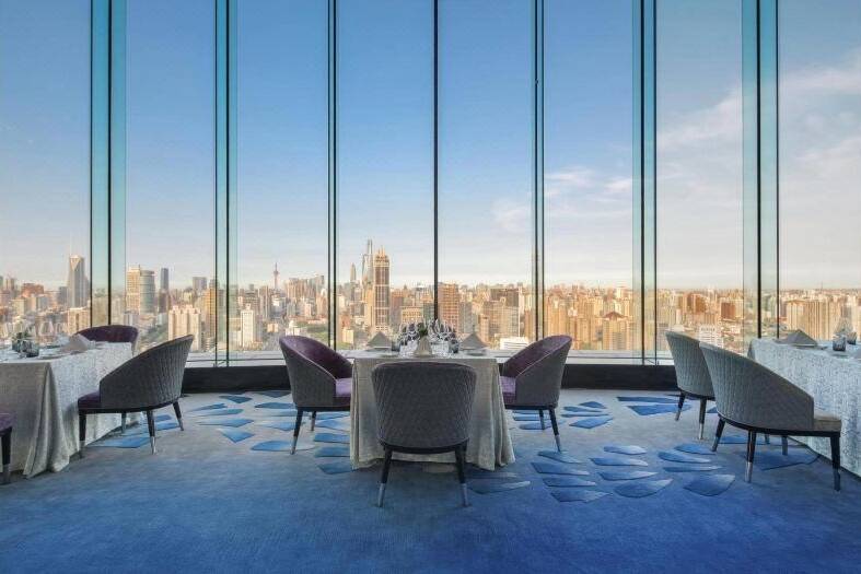 China Shanghai Jin Jiang Tower Hotel Blue Sky Restaurant