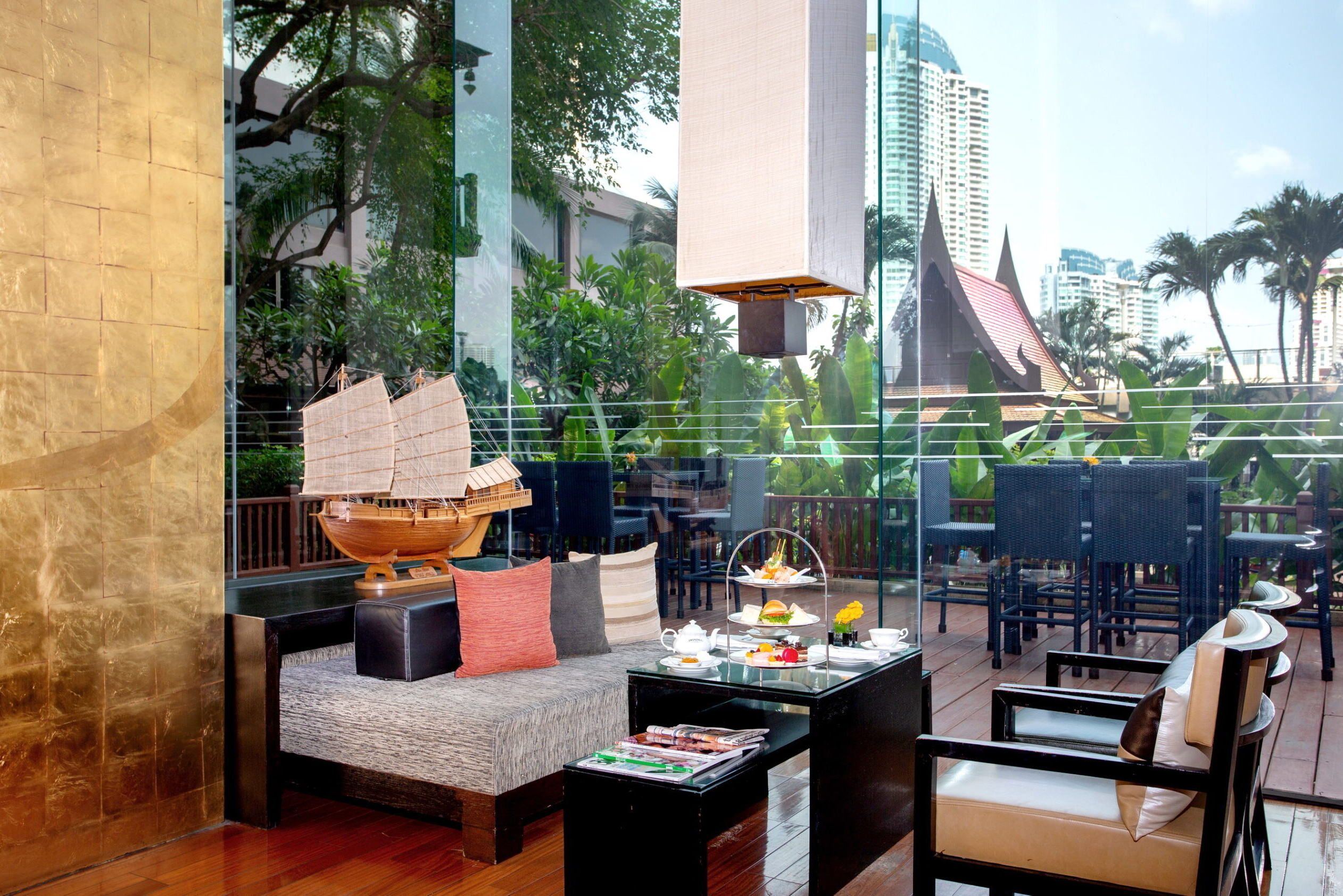 Thailand Bangkok Ramada Plaza Menam Riverside Lobby