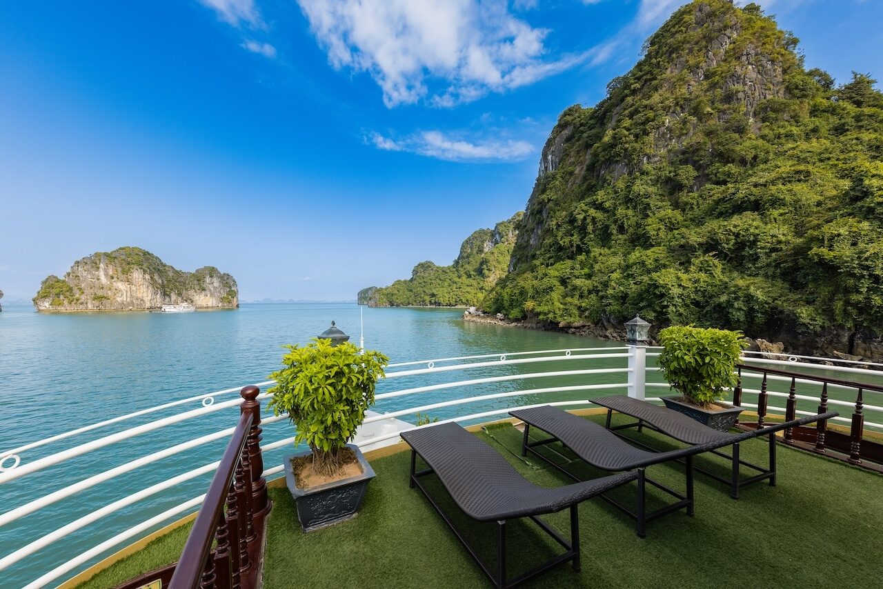 Ligbedden aan boord Swan Cruise Halong Bay