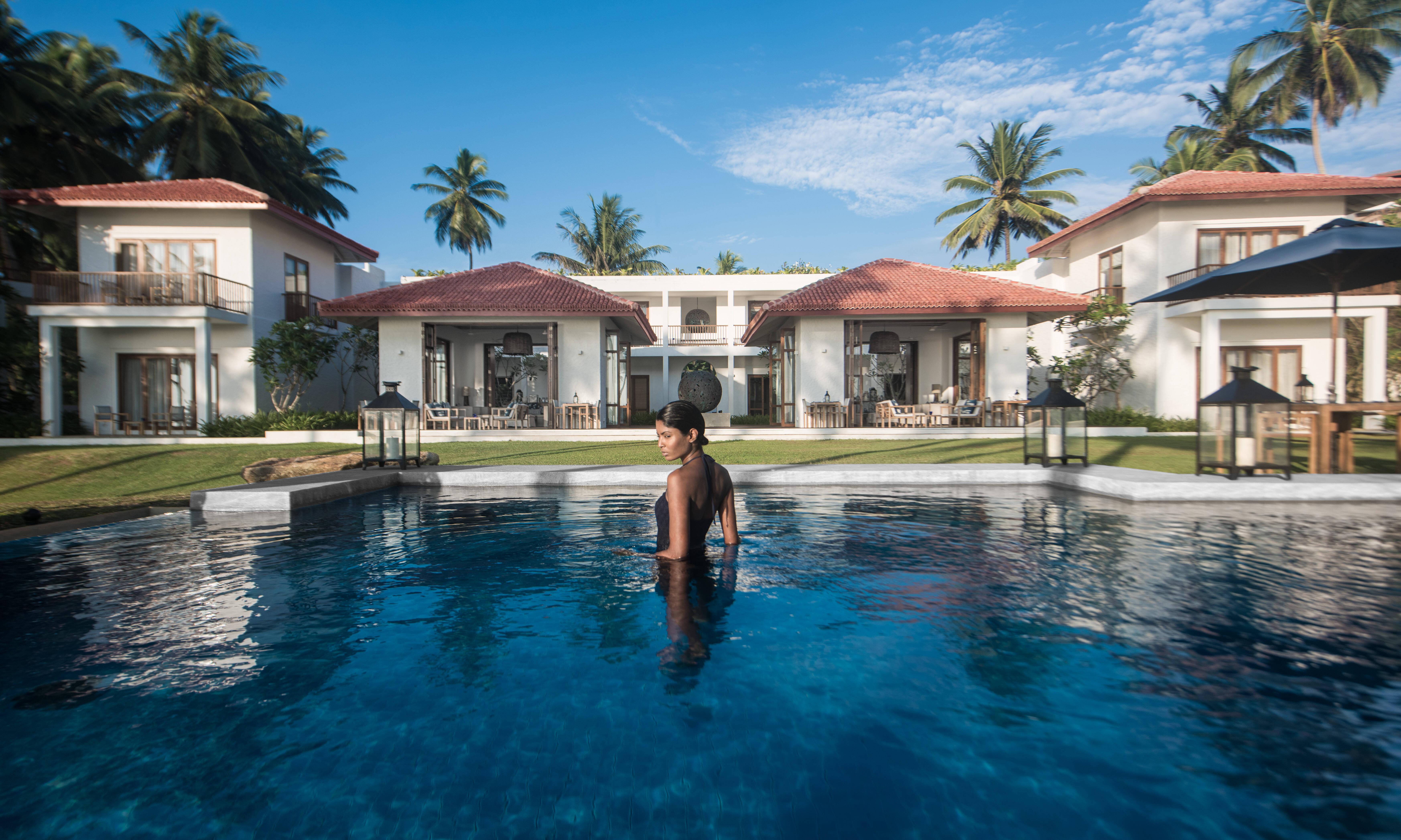 SriLanka-Balapitiya-Kumu-Beach-Luxury-Hotel-Zwembad