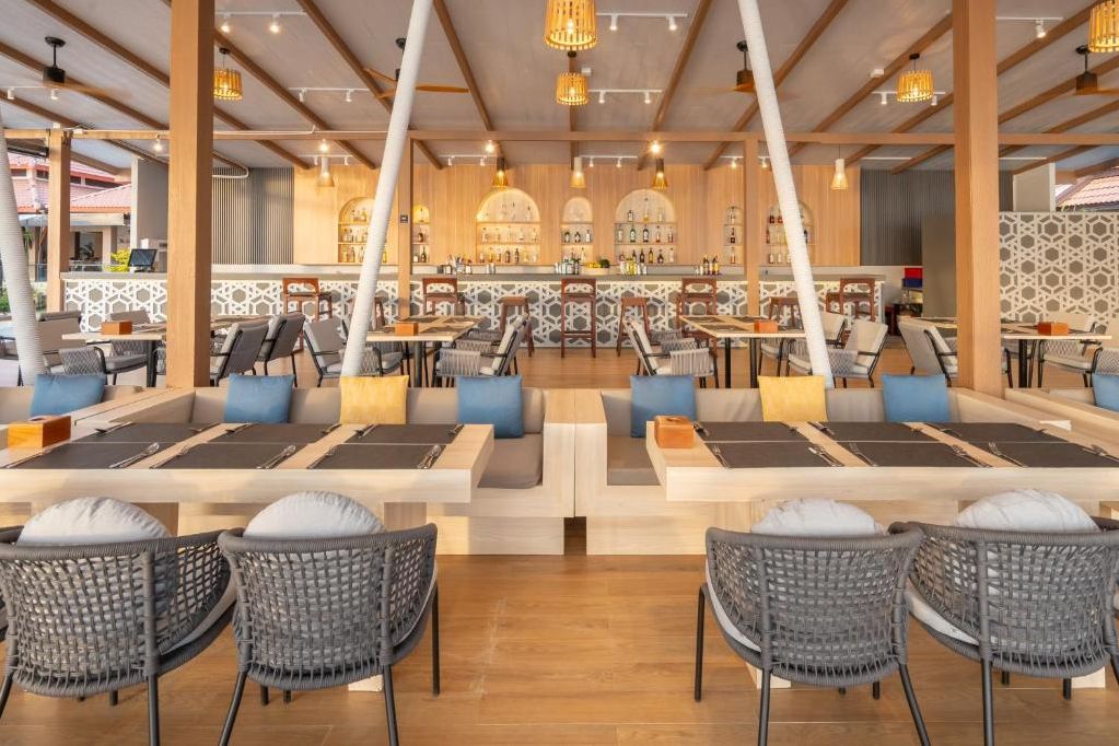 Thailand Koh Chang Paradise Resort Beach Bar