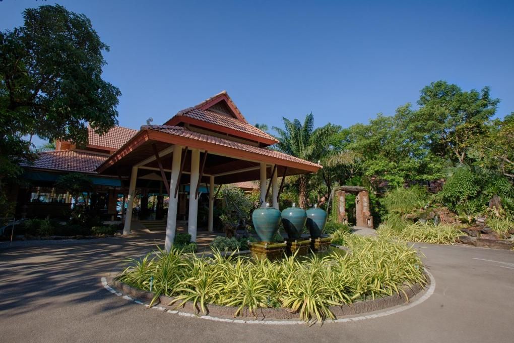 Thailand Koh Chang Paradise Resort Entree