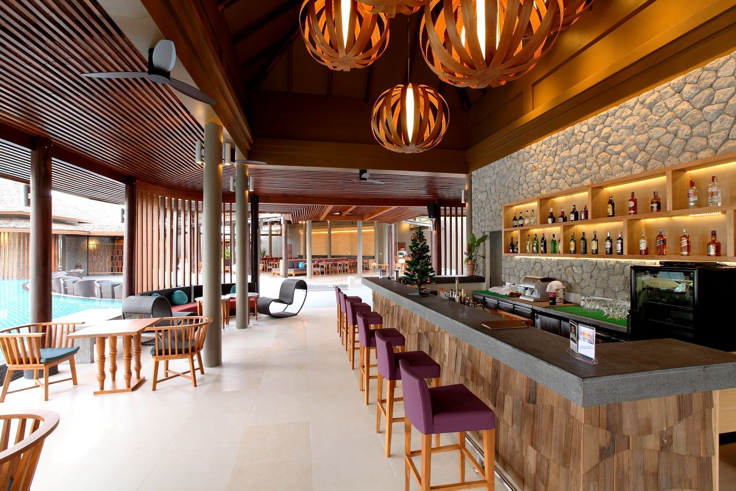 Thailand Khao Lak Apsara Beachfront Resort Bar