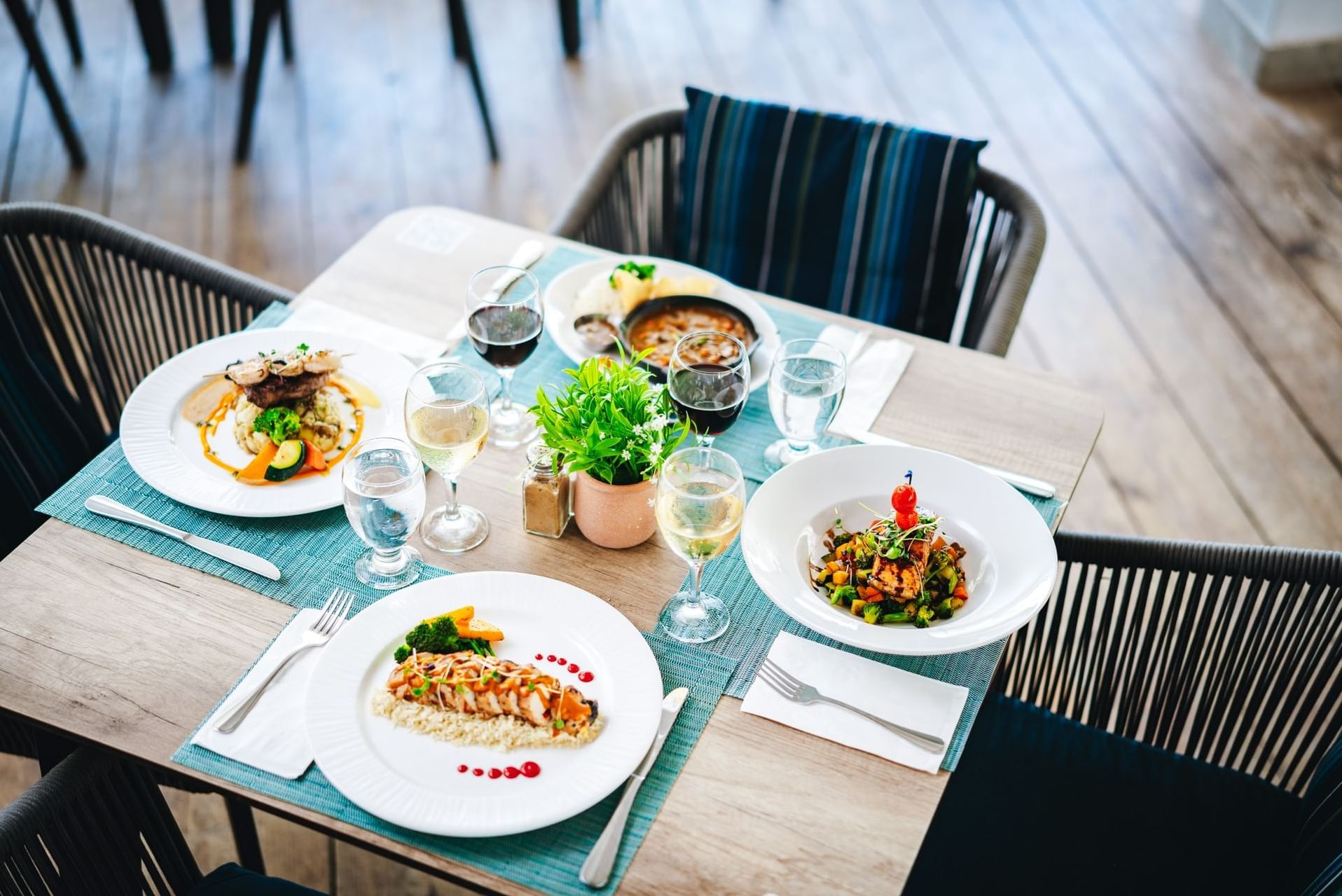 Barbados Zuidkust Christ Church Coconut Court Beach Hotel Dineren