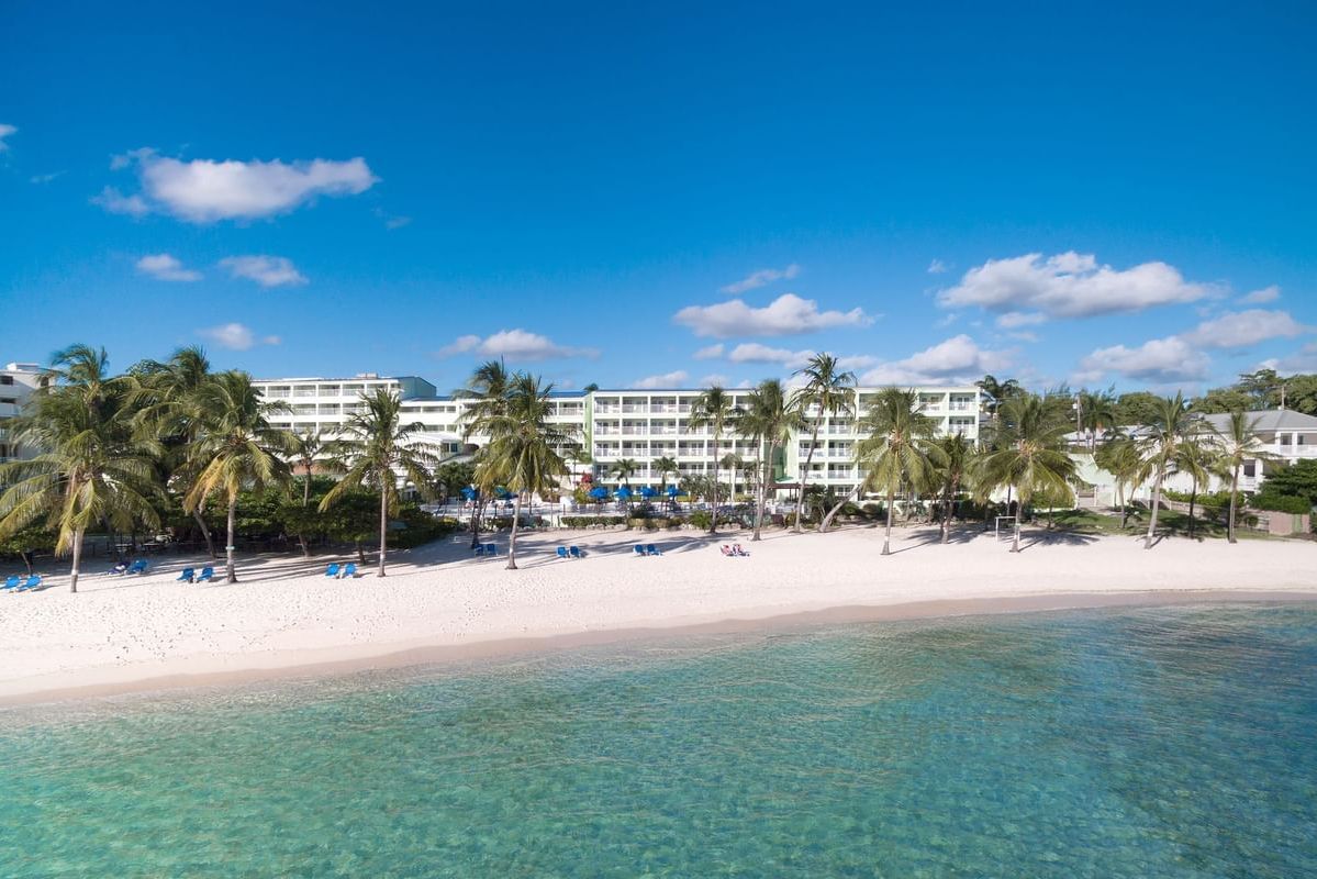 Barbados Zuidkust Christ Church Coconut Court Beach Hotel Strand