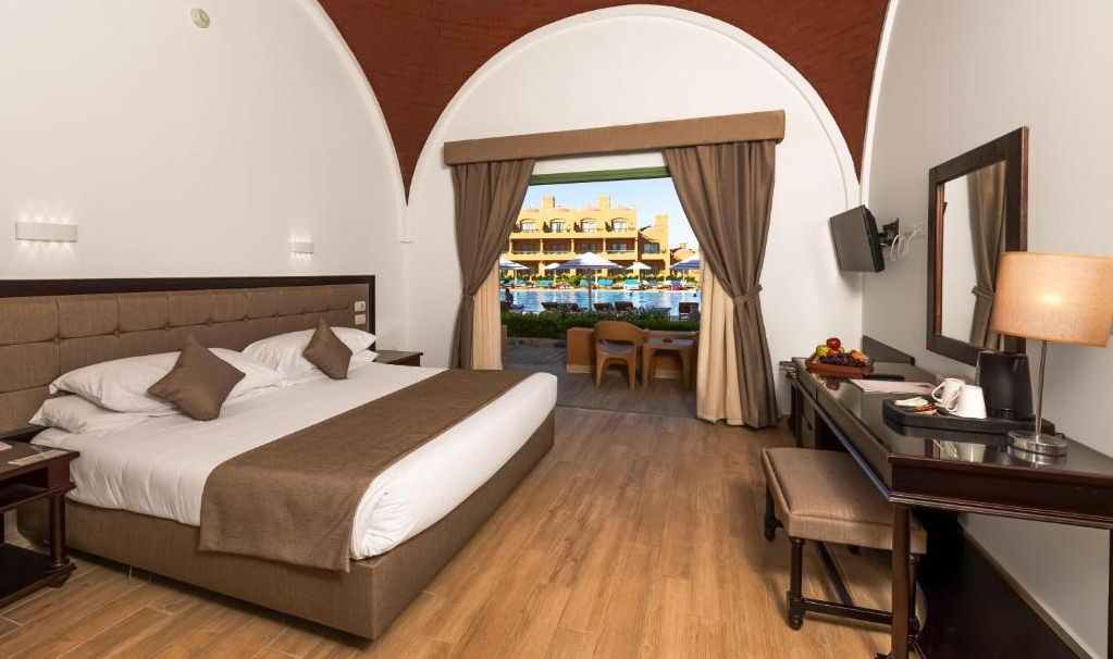 Egypte-Marsa-Alam-Akassia-Swiss-Resort-Family-Pool-View