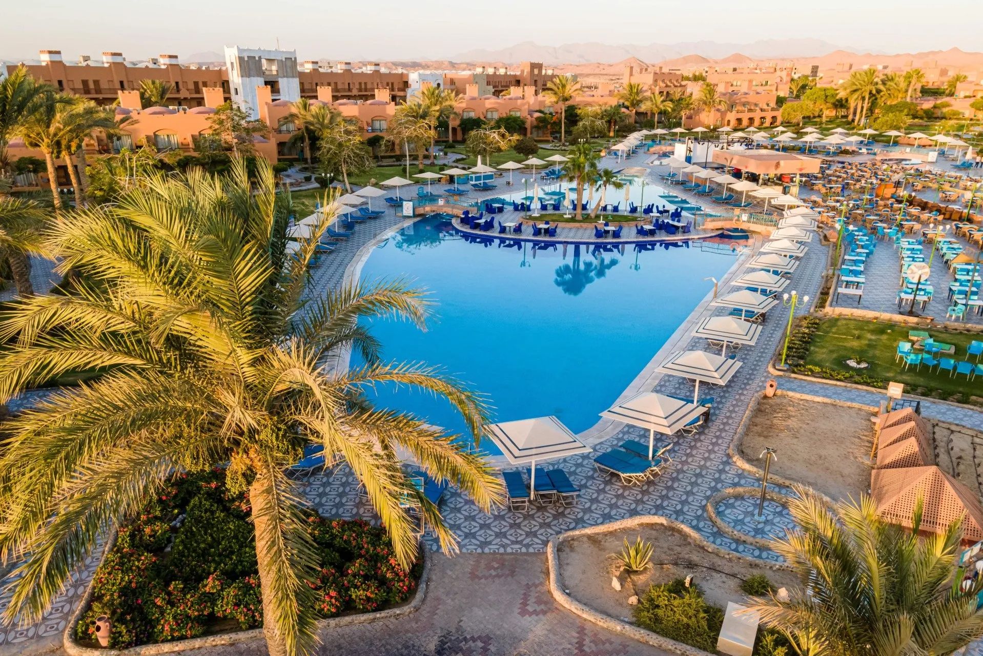 Egypte Marsa Alam Akassia Swiss Resort Zwembad
