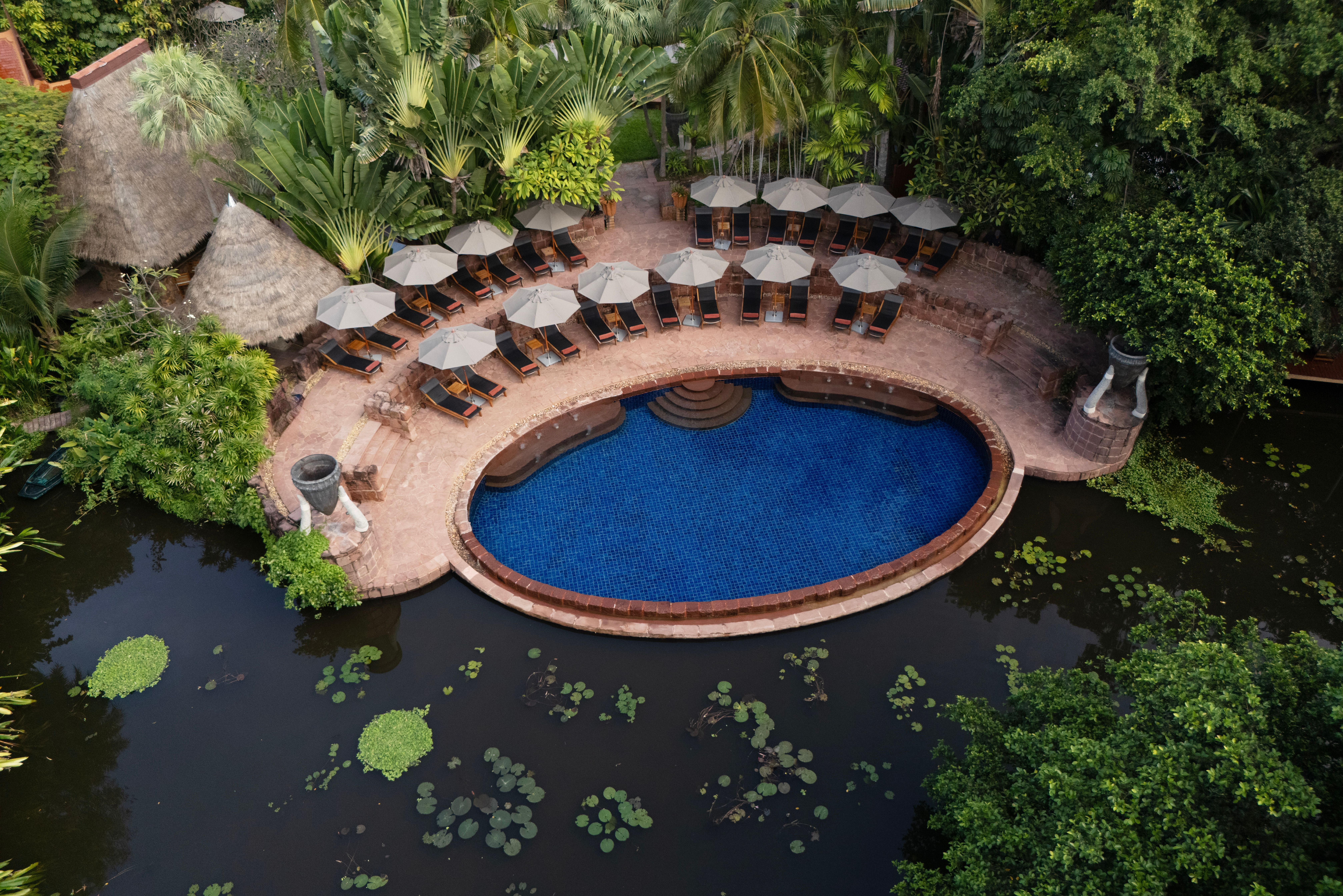 Lagoon pool Anantara Resort & Spa