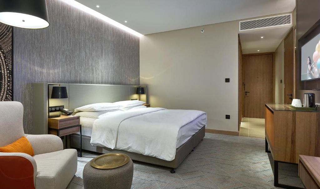 Oman Muscat Mysk Al Mouj Hotel Deluxe King Bed Community View Kamer