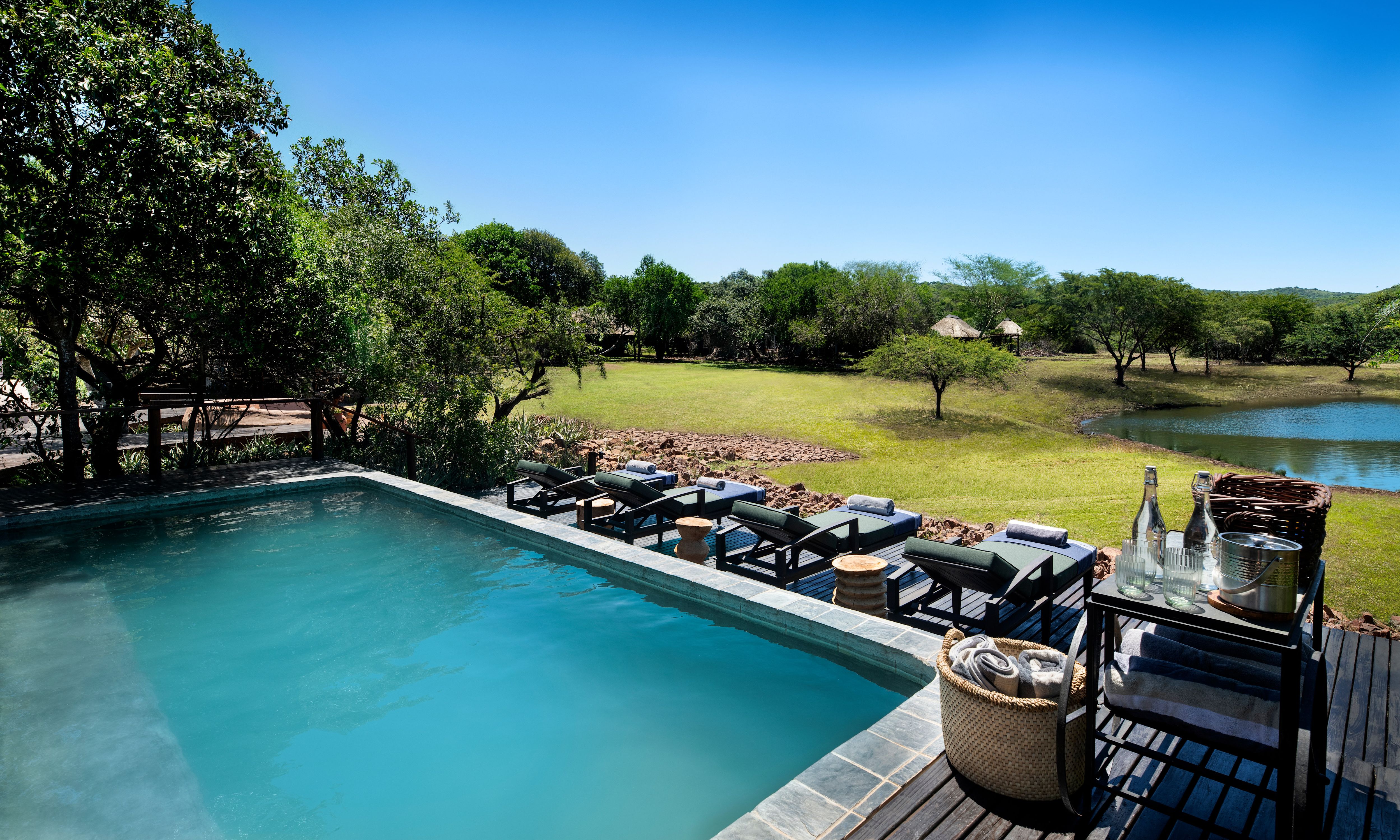Zuid-Afrika-Phinda-Private-Game-Reserve-Phinda-Zuka-Lodge-Zwembad