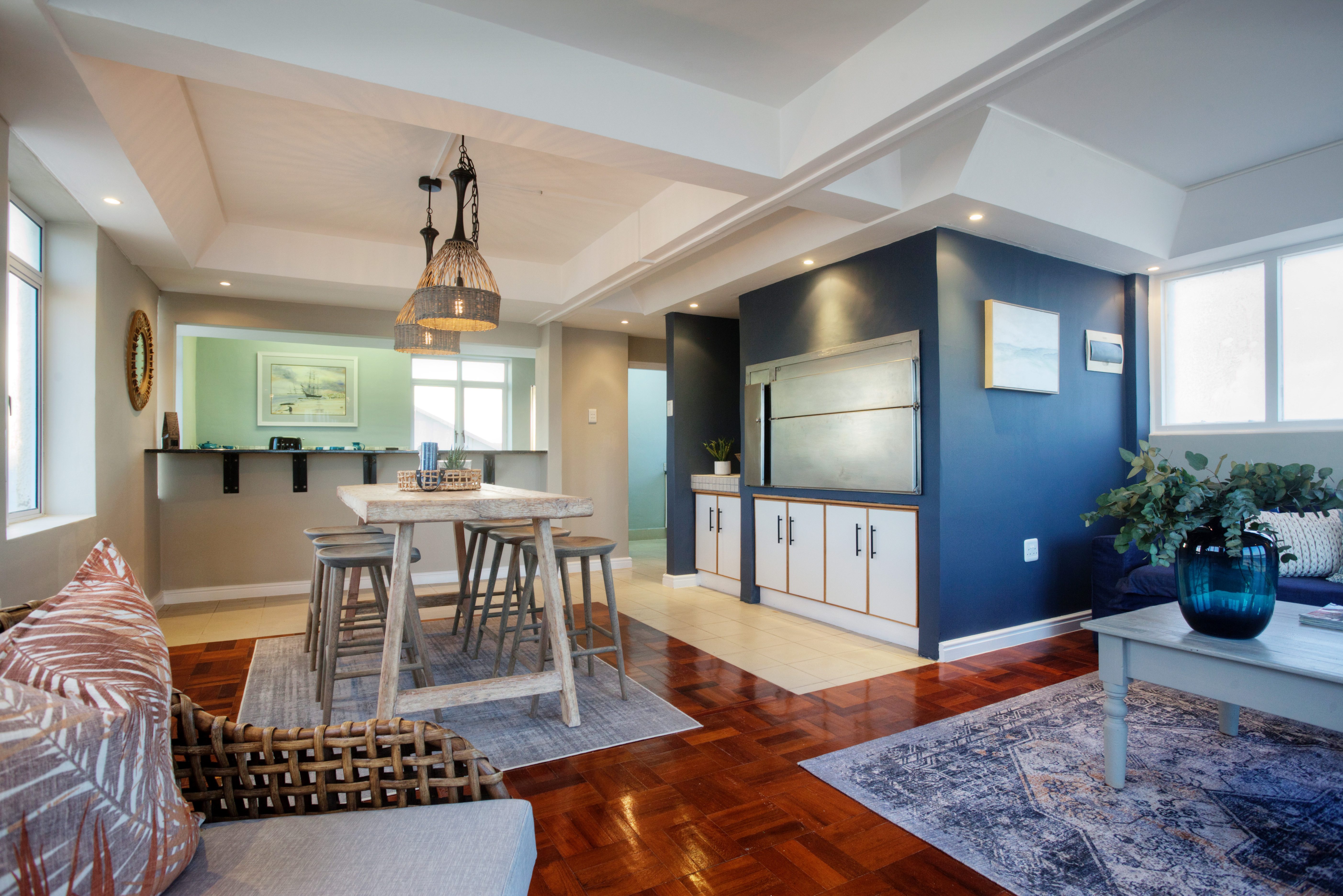 Zuid-Afrika-Port-Elizabeth-vuurtoren-van-Cape-Recife-interieur-villa