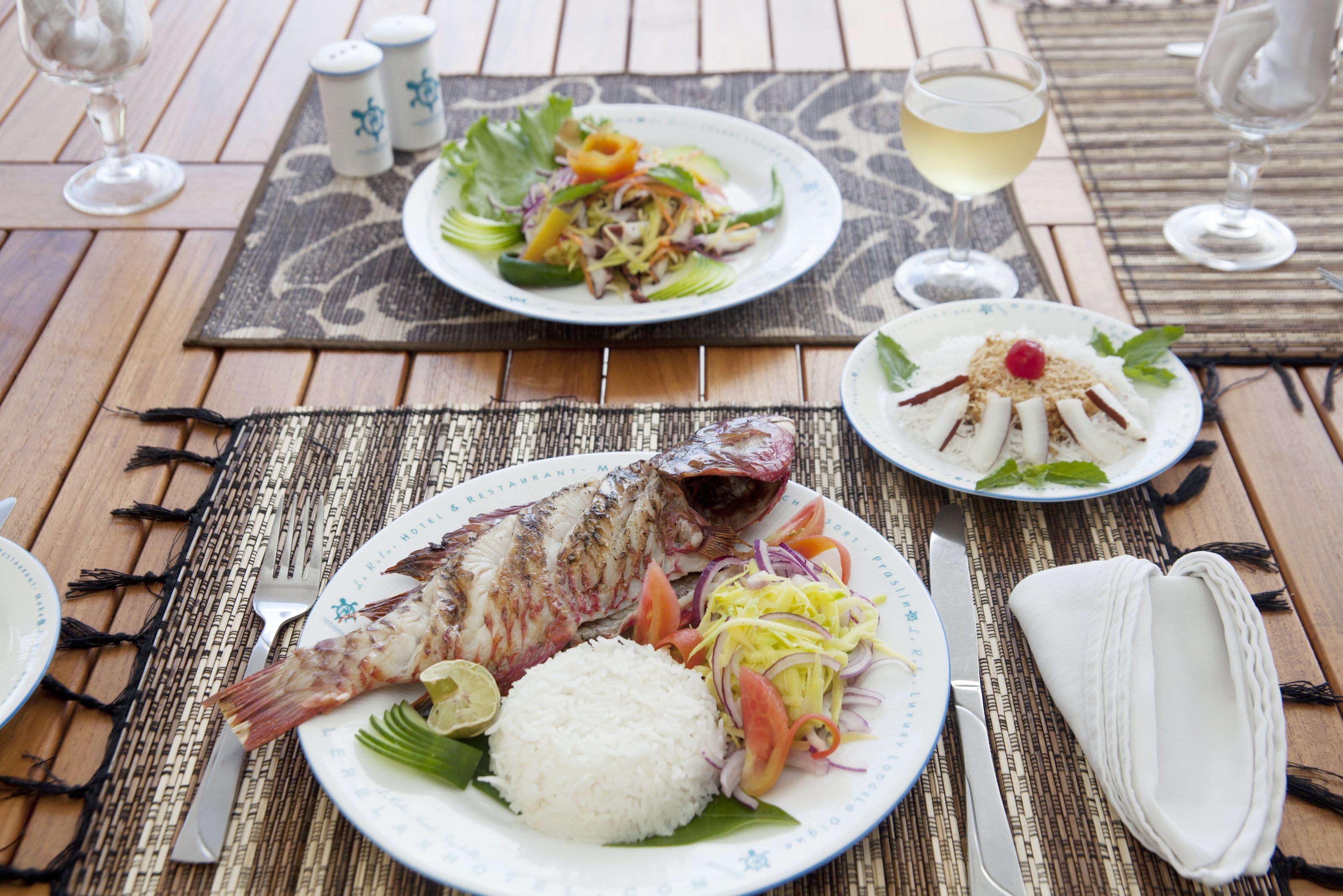 Creools gerecht in het Le Relax Hotel op Mahe op de Seychellen