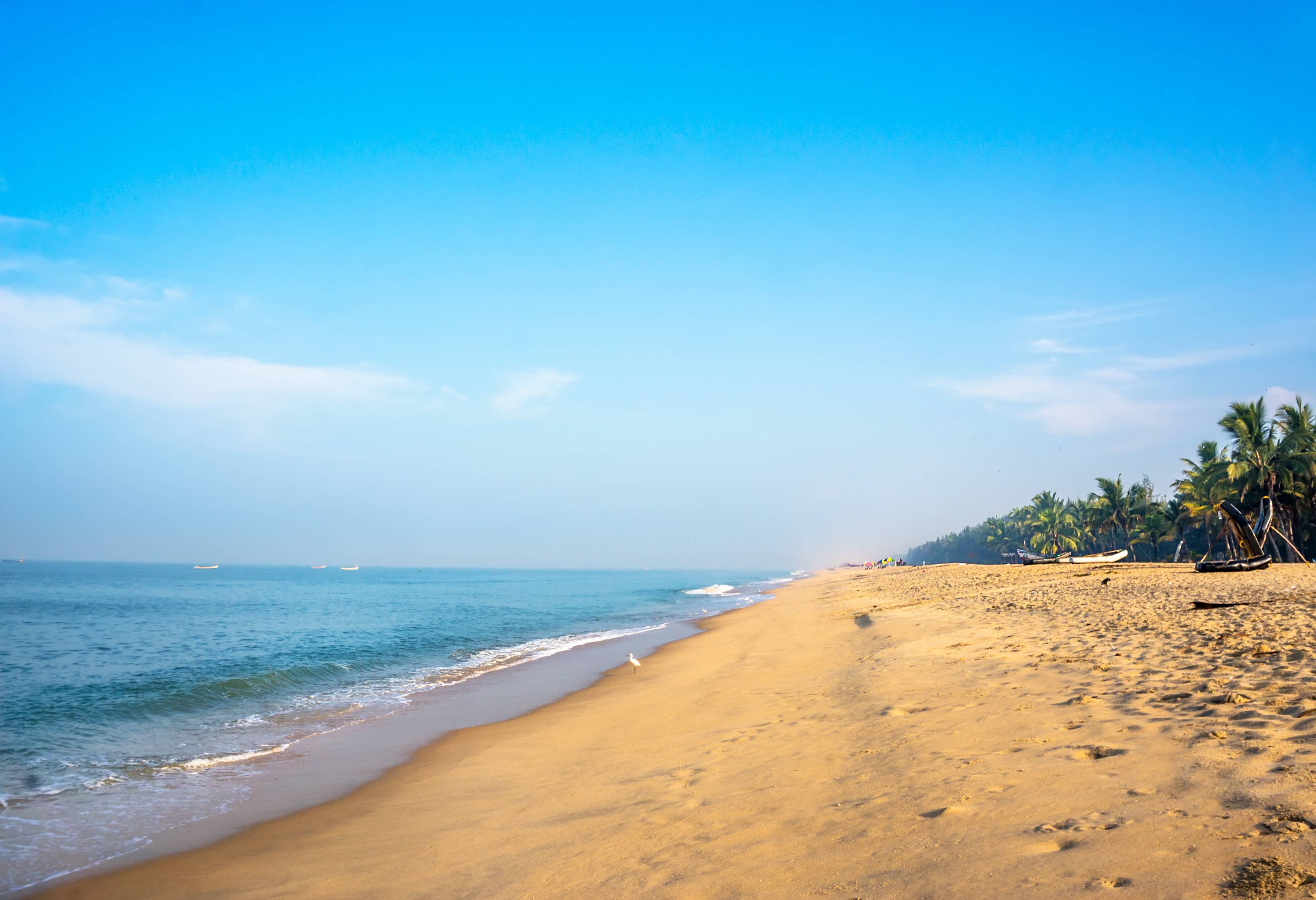 Strand van Mararikulam in Kerala India