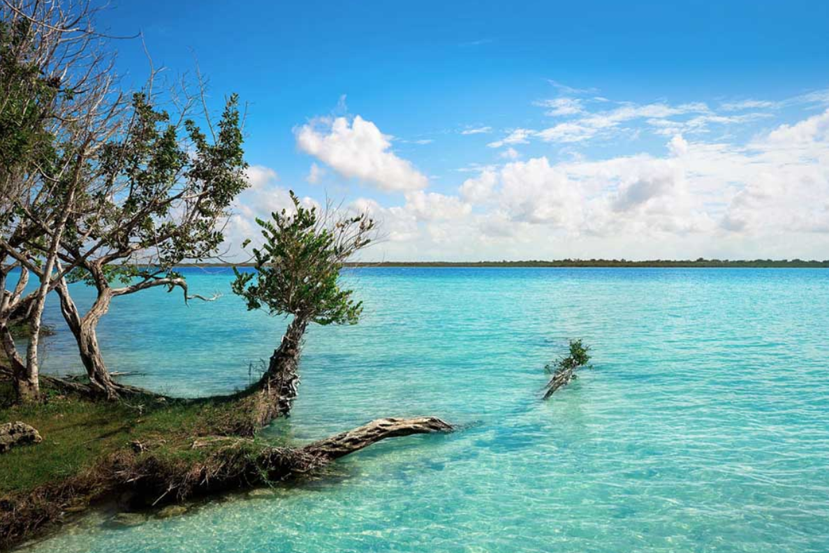 Lagune van Bacalar in Mexico