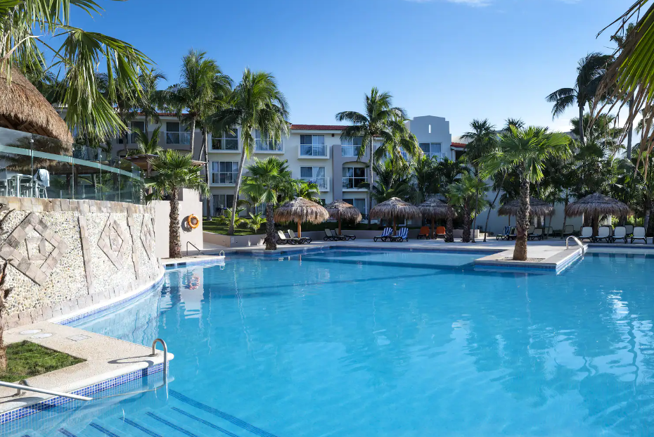 Zwembad van Viva Wyndham Azteca in Playa del Carmen