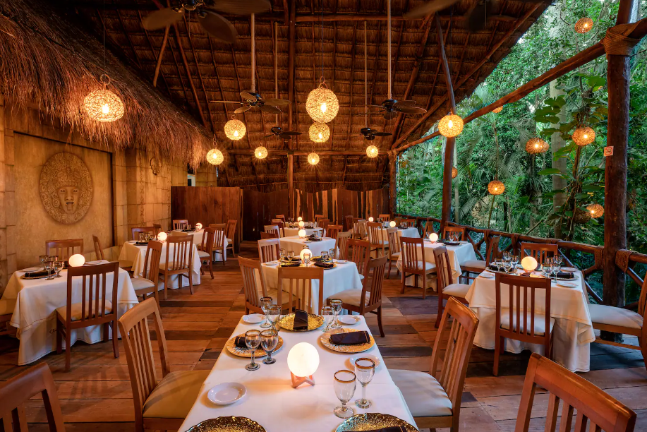 Restaurant van Viva Wyndham Azteca in Playa del Carmen