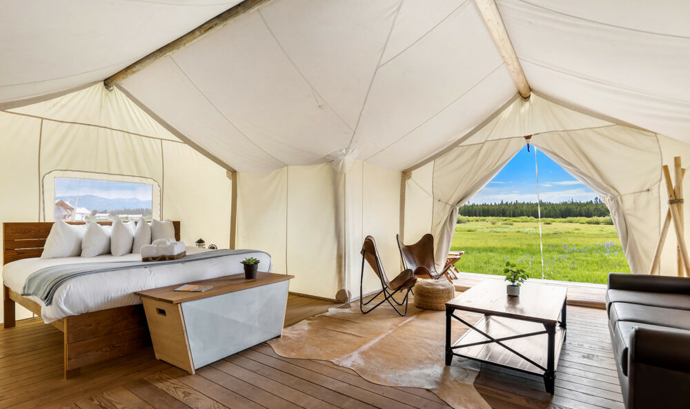 amerika yellowstone under canvas suite