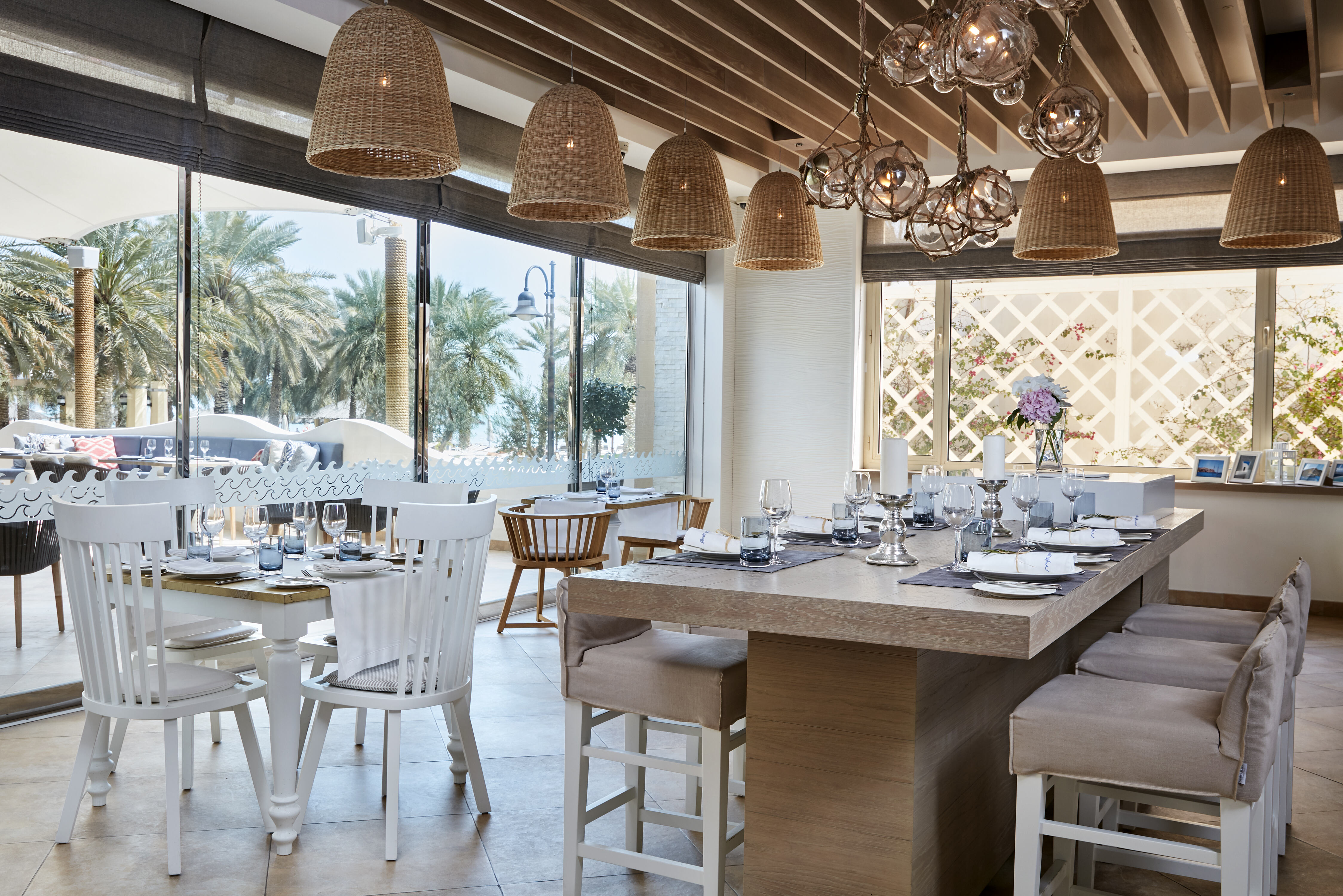 Mykonos Restaurant in het Intercontinental Beach Resort in Doha in Qatar
