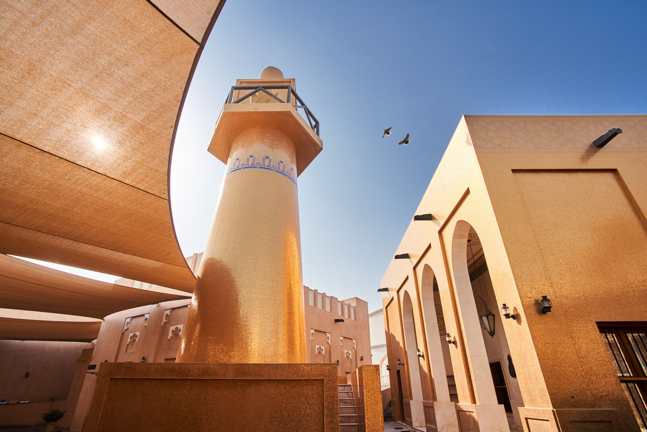 Gouden Moskee in Katara Cultural Village in Doha in Qatar