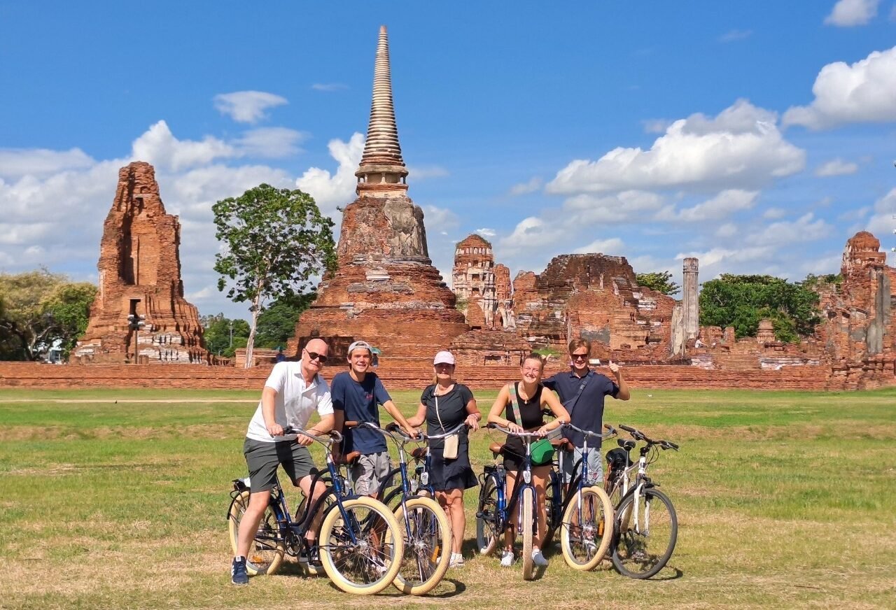 Fietsen langs de tempels Ayutthaya
