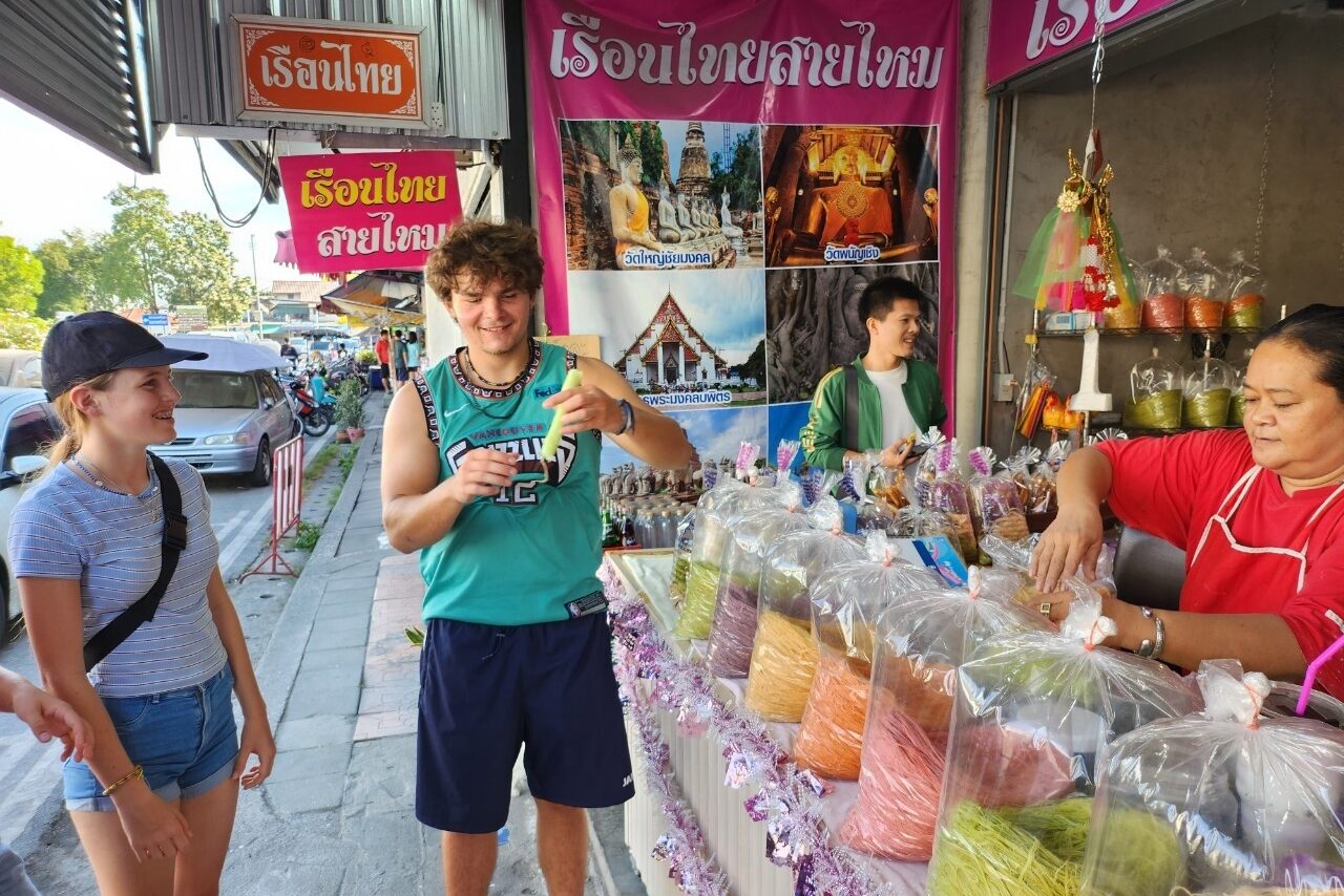 Bezoek aan lokale winkeltjes